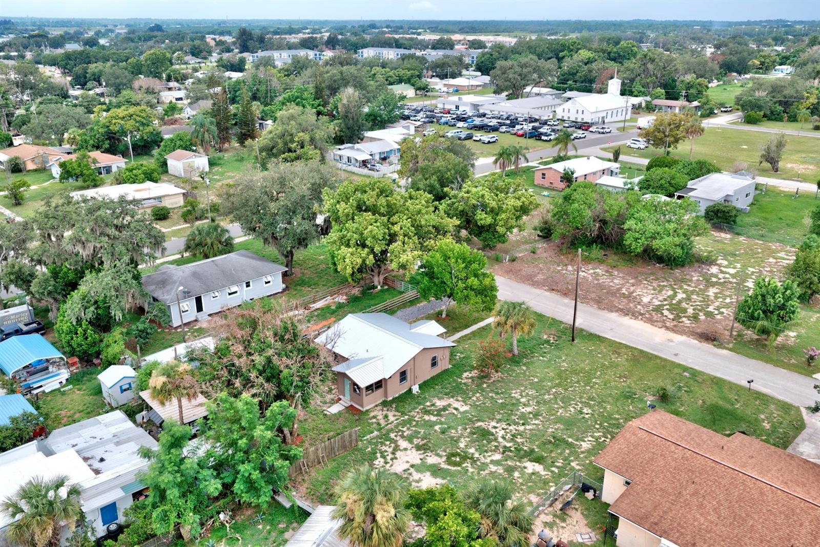 AVON PARK - Residential
