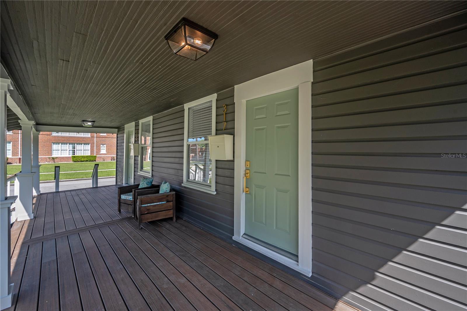 MEADOWBROOK - Residential
