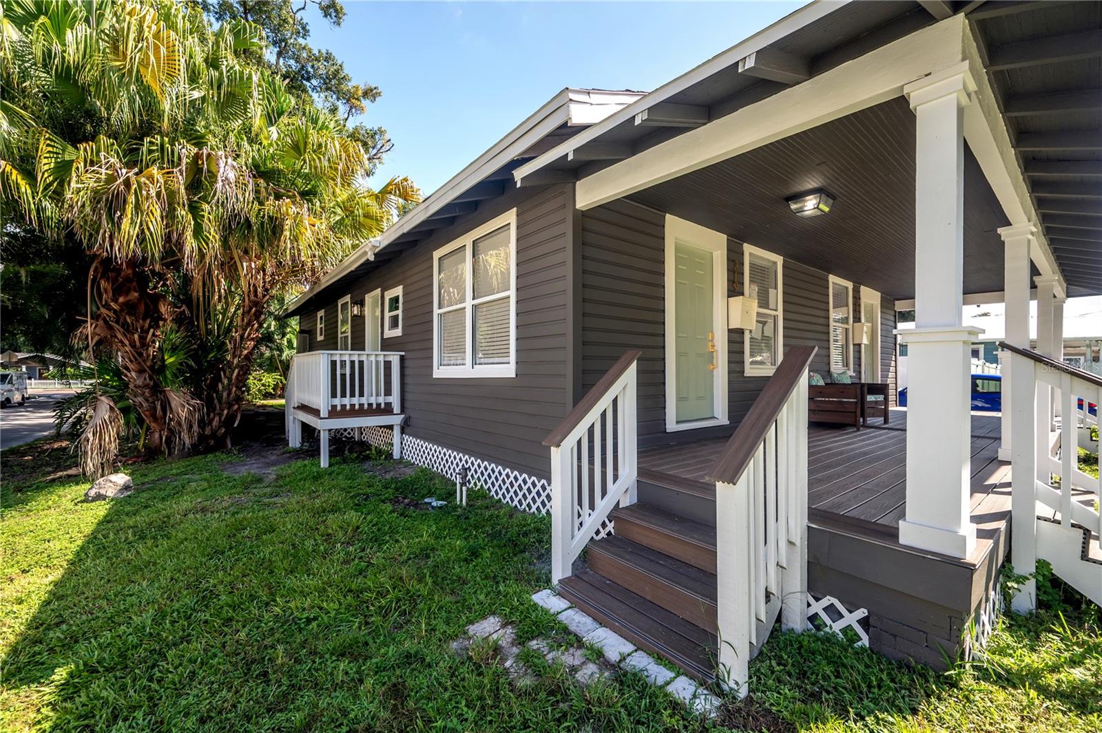 MEADOWBROOK - Residential