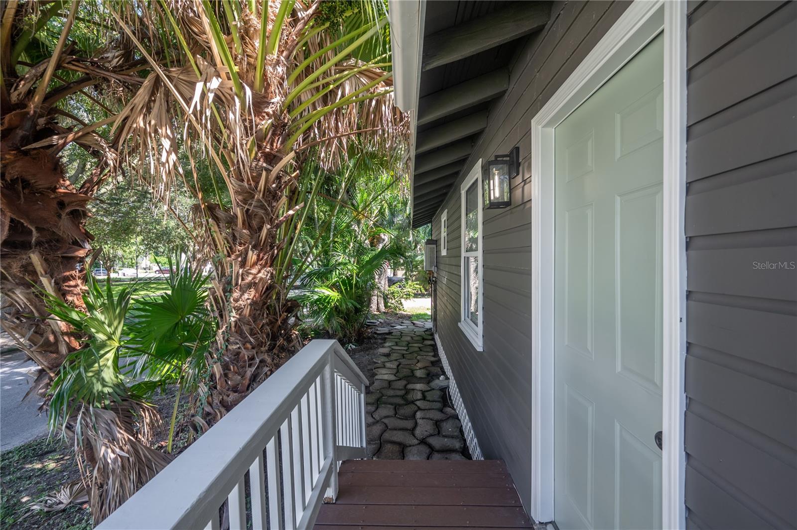 MEADOWBROOK - Residential