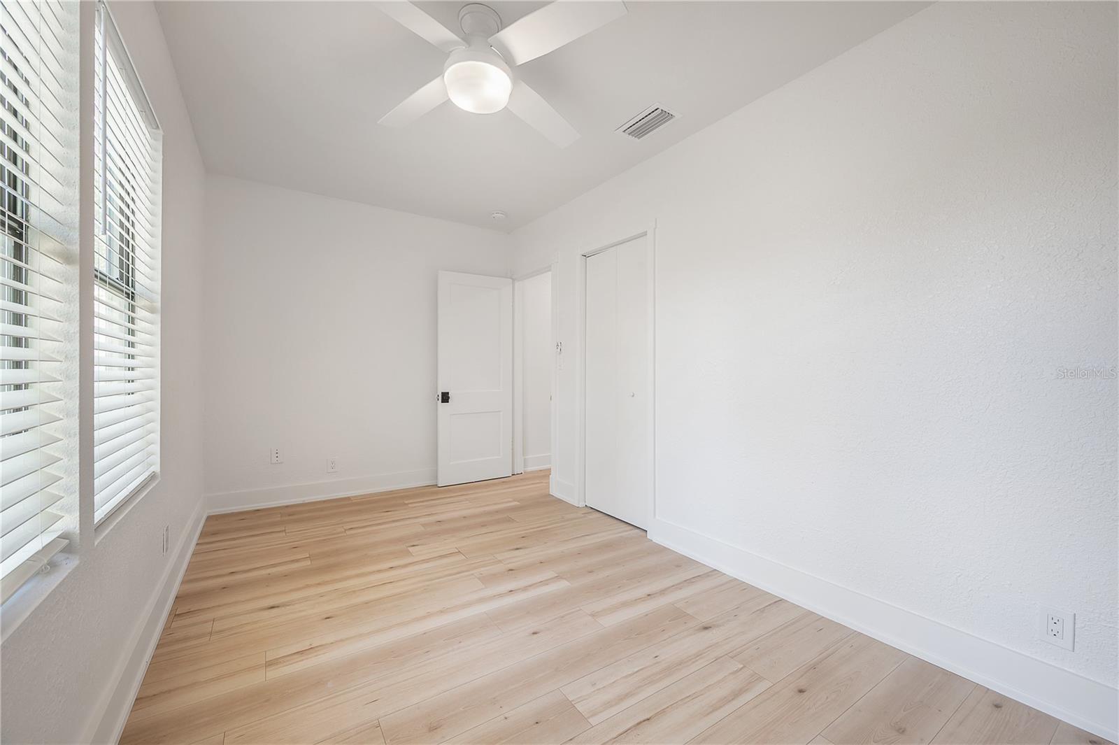 MEADOWBROOK - Residential