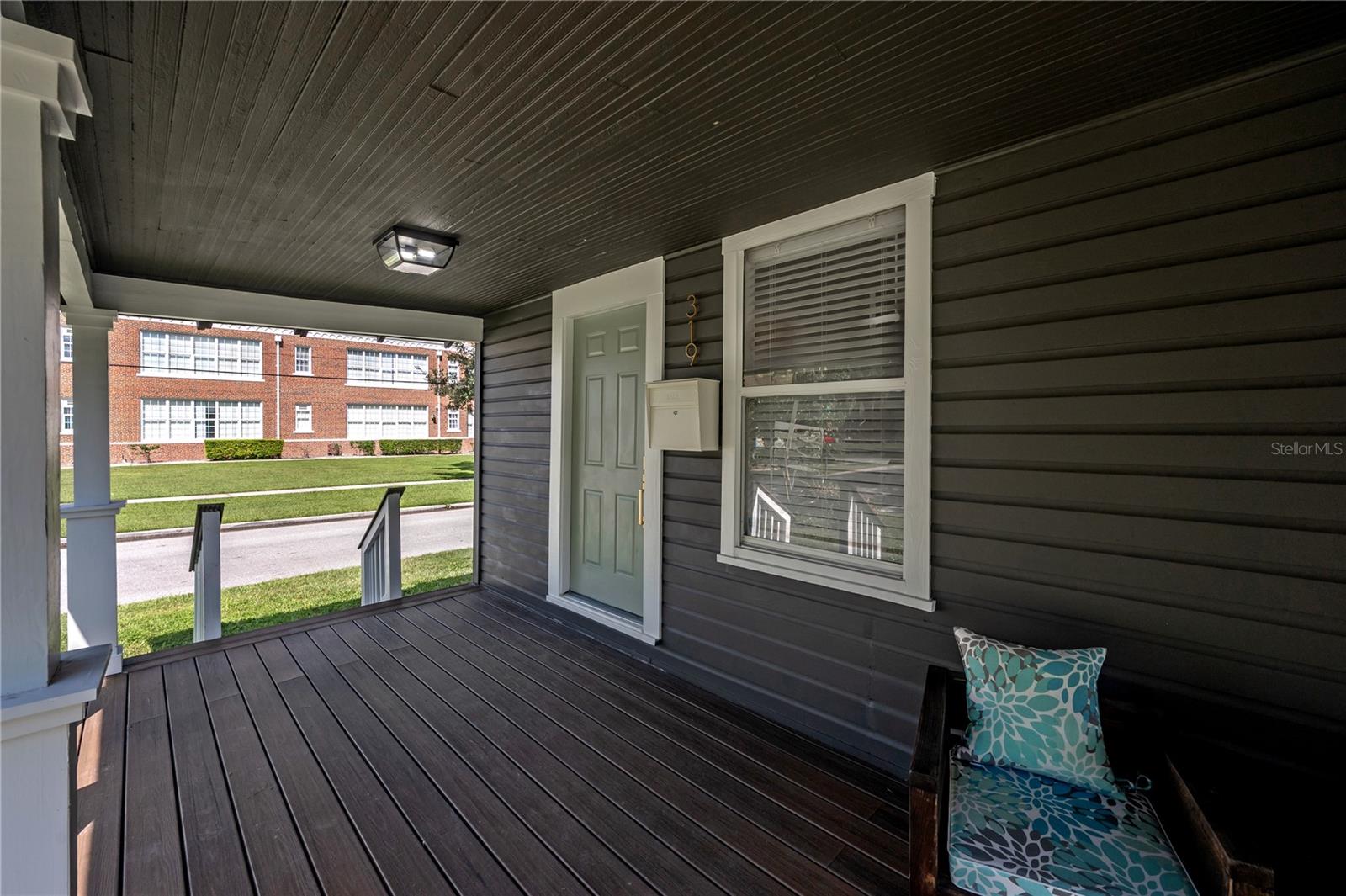 MEADOWBROOK - Residential