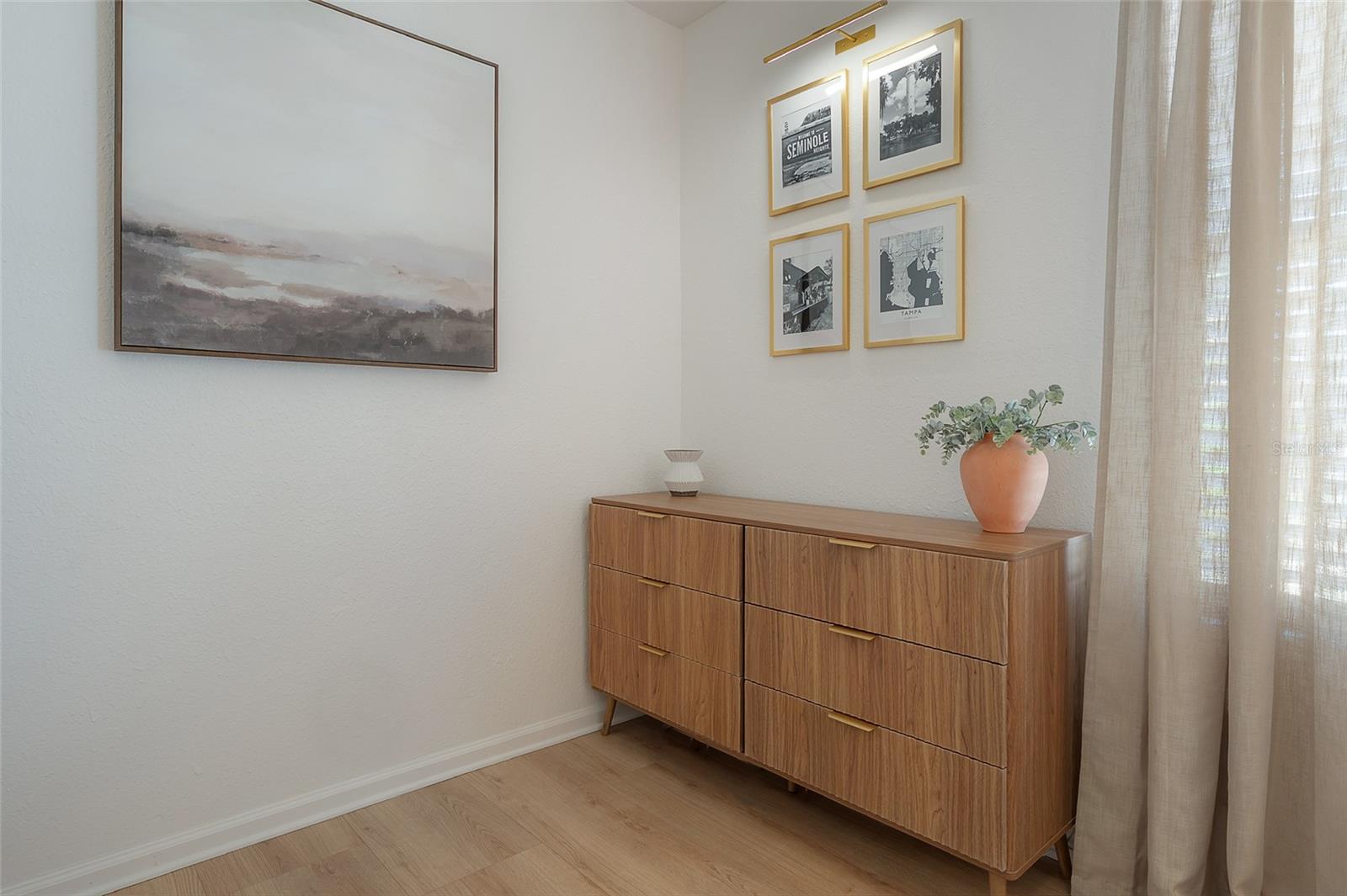 MEADOWBROOK - Residential