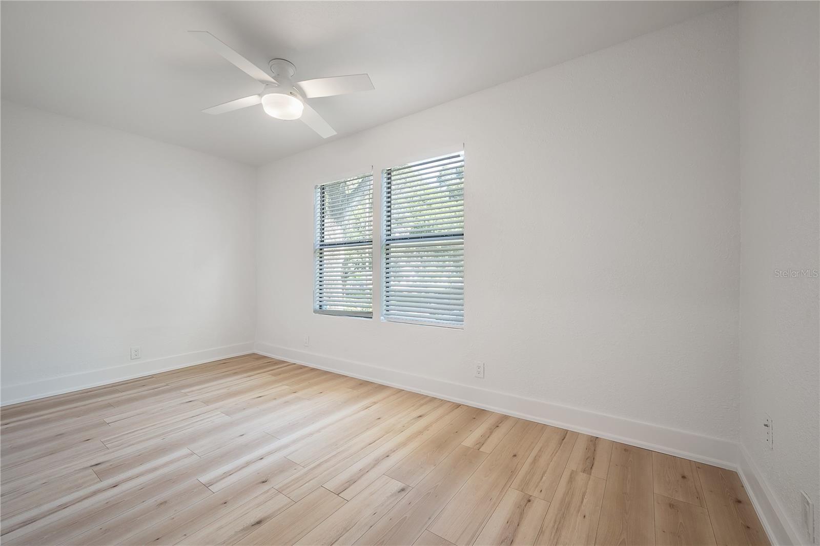 MEADOWBROOK - Residential