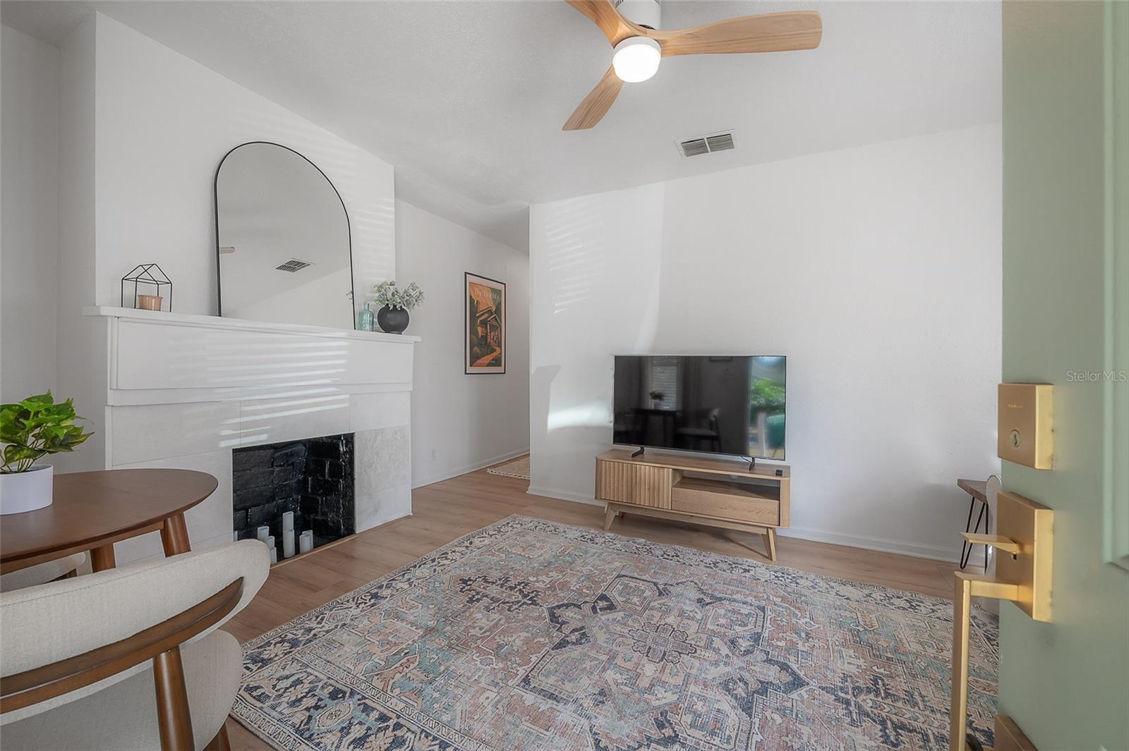 MEADOWBROOK - Residential