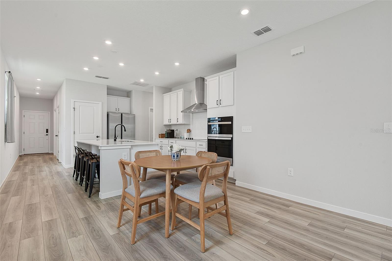SEMINOLE PALMS PH 1 - Residential