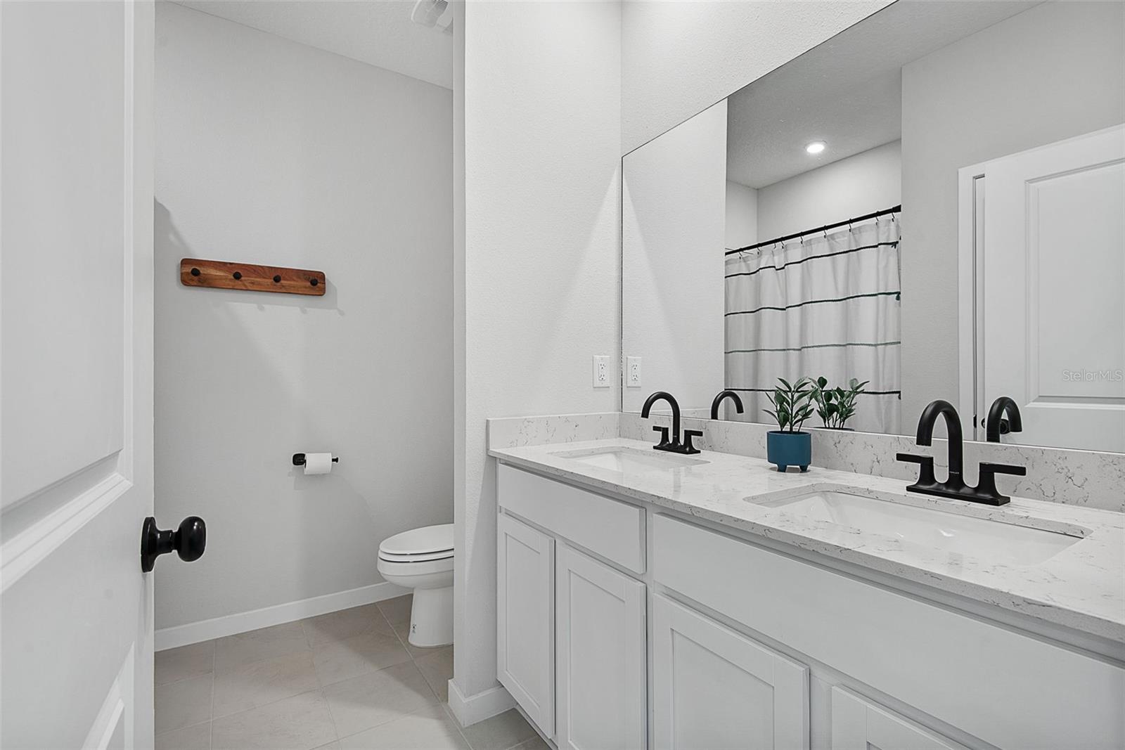 SEMINOLE PALMS PH 1 - Residential