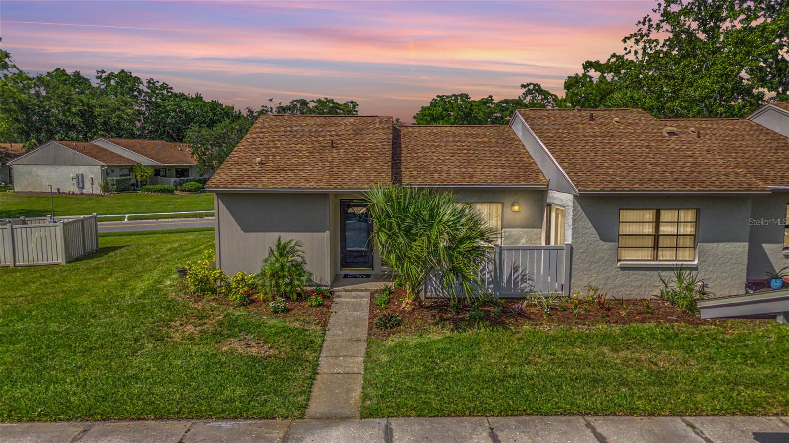 EAST LAKE WOODLANDS CLUSTER HOMES - Residential