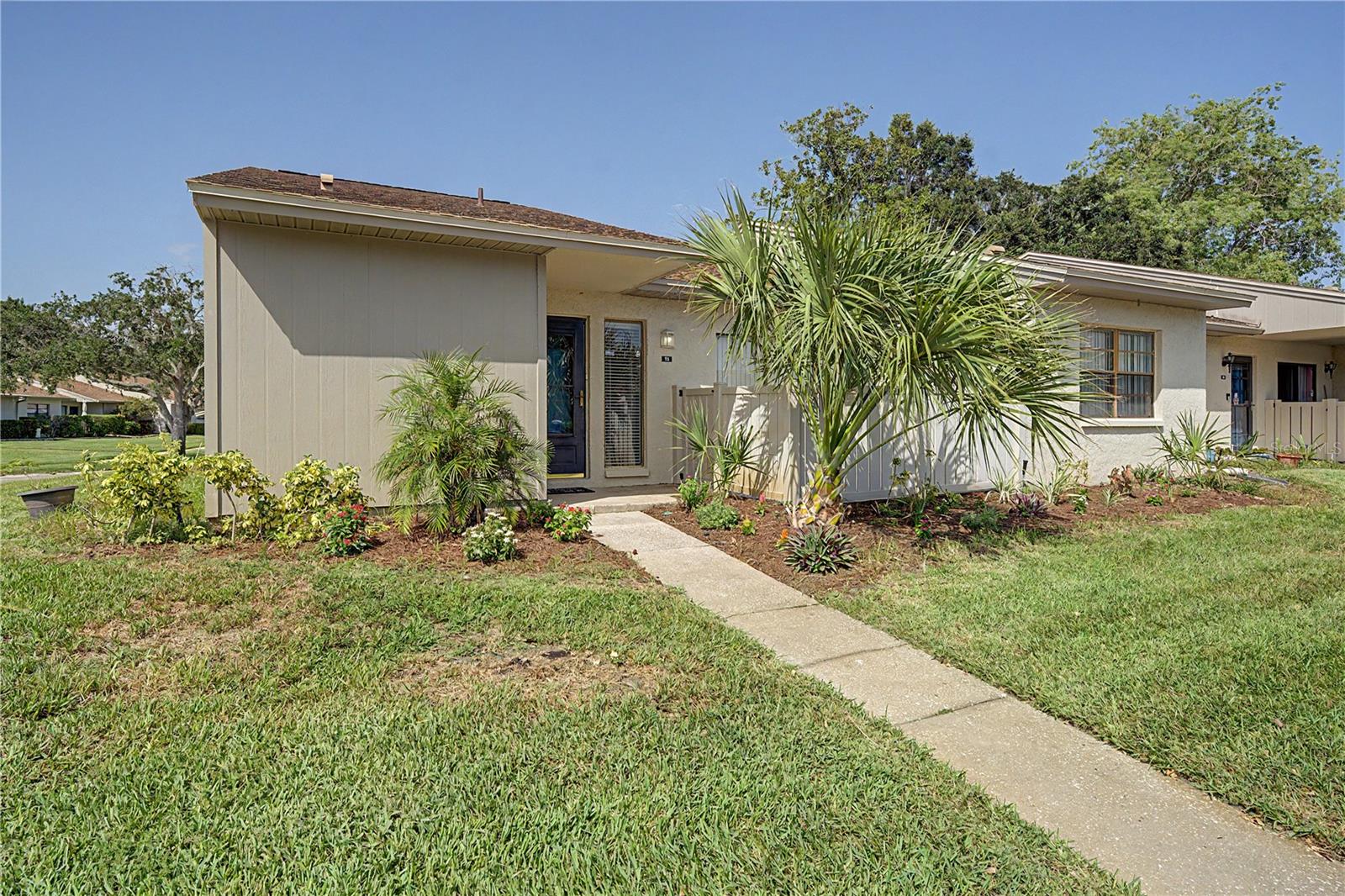 EAST LAKE WOODLANDS CLUSTER HOMES - Residential