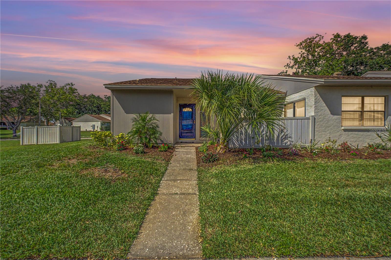 EAST LAKE WOODLANDS CLUSTER HOMES - Residential