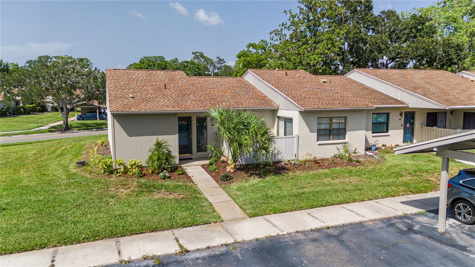 EAST LAKE WOODLANDS CLUSTER HOMES - Residential