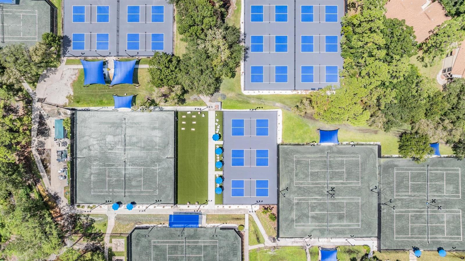 EAST LAKE WOODLANDS CLUSTER HOMES - Residential