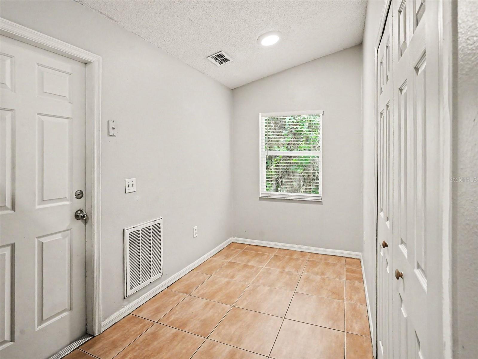 REMINGTON POINTE - Residential