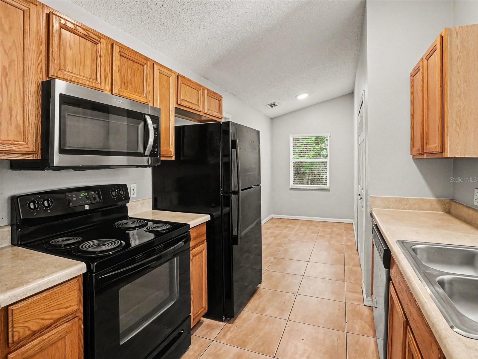 REMINGTON POINTE - Residential