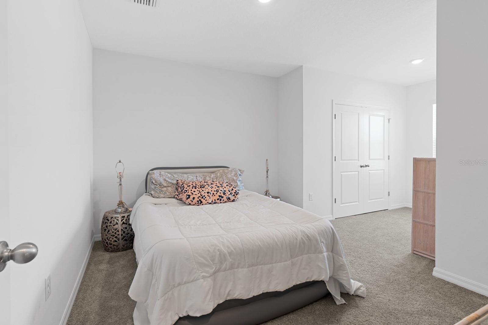 FOREST BROOKE - Residential