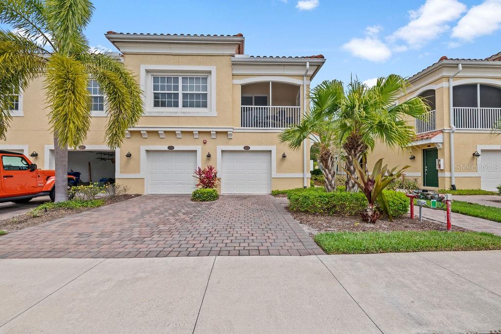 BAY STREET VILLAGE - Residential