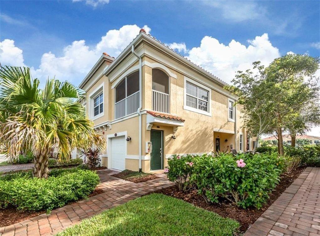 BAY STREET VILLAGE - Residential