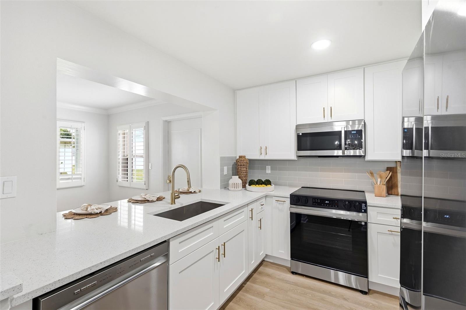 TAMARAC BY THE GULF 1ST ADD - Residential