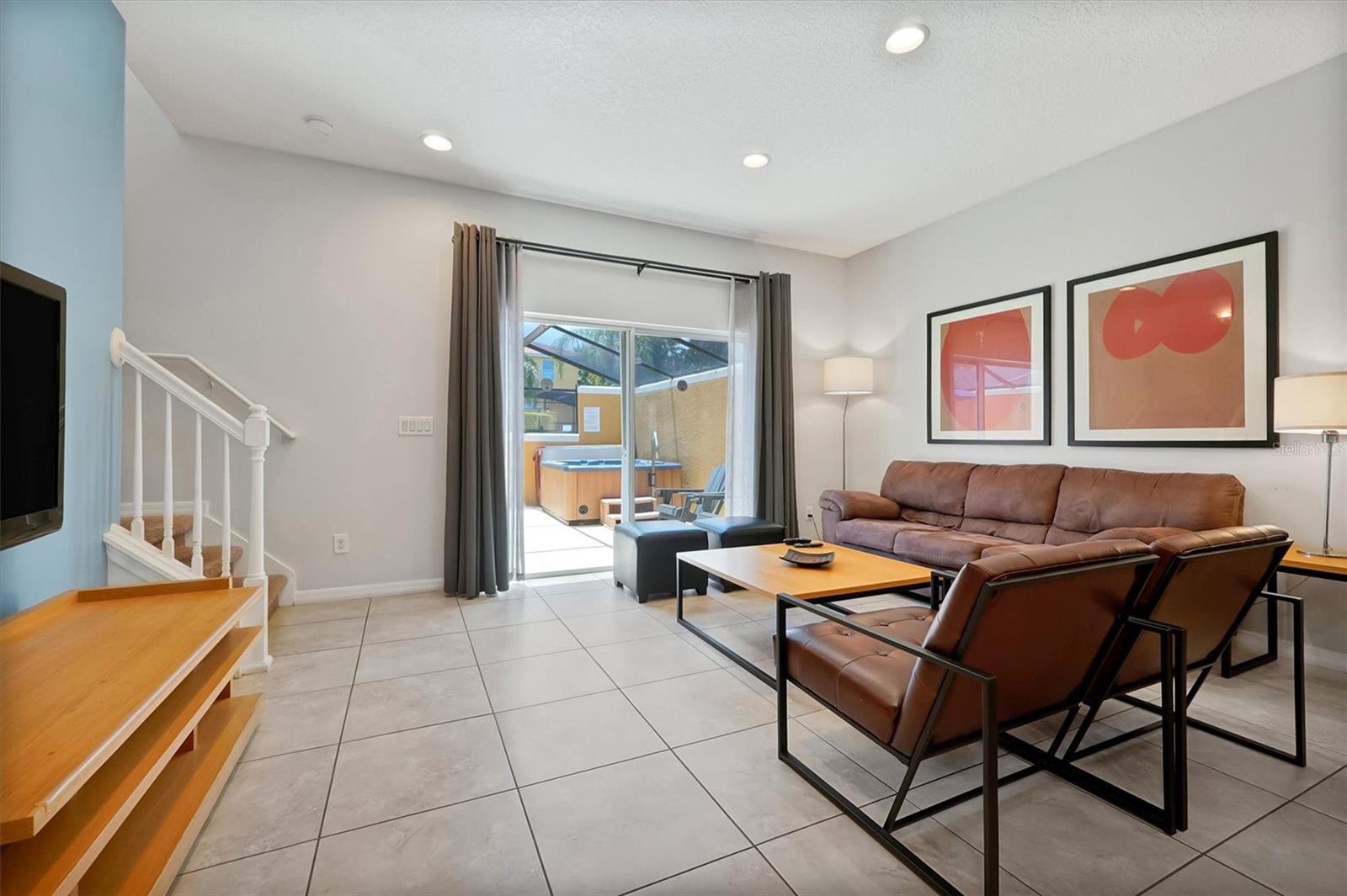 ENCANTADA PH 2 - Residential