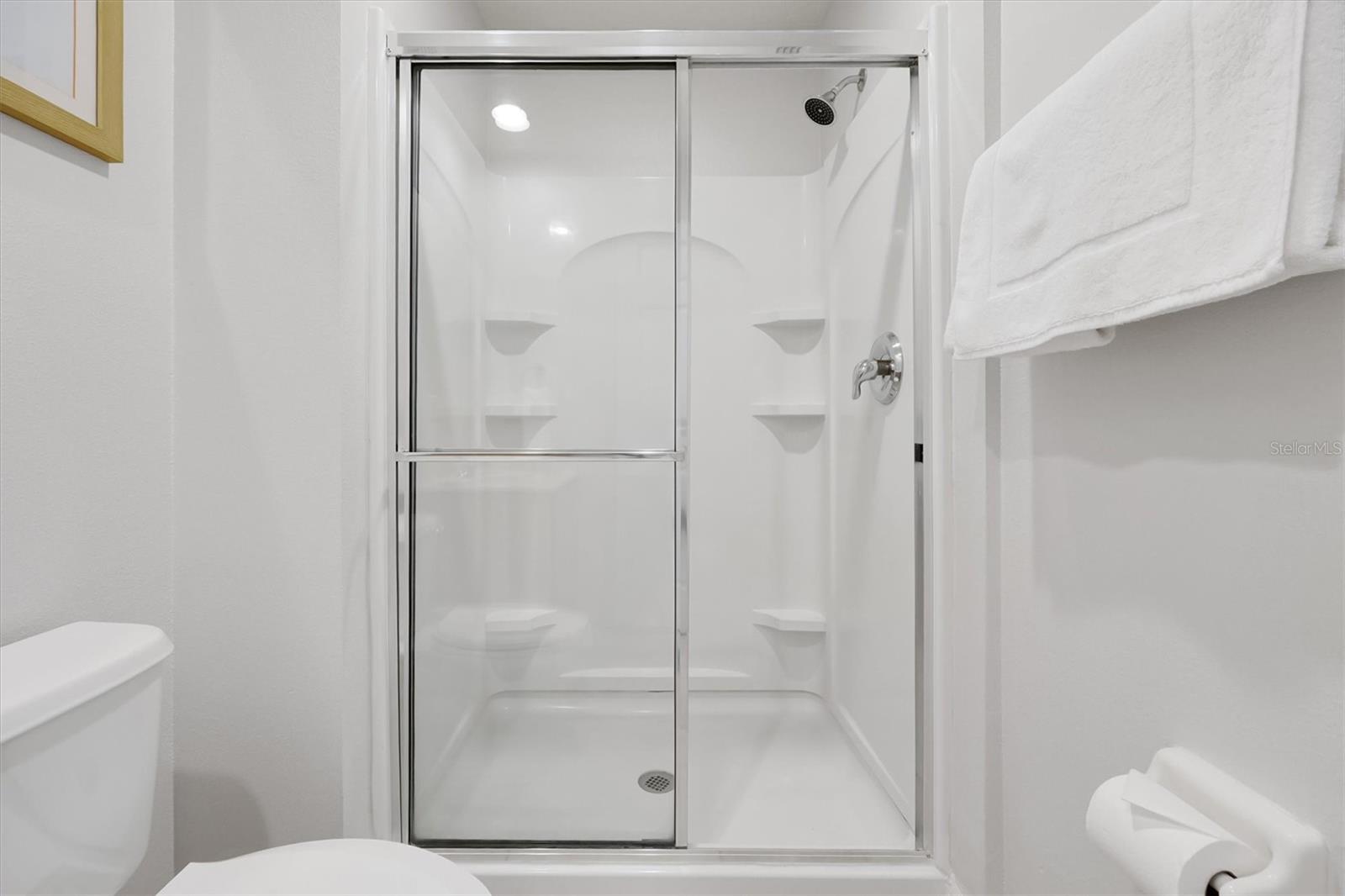 ENCANTADA PH 2 - Residential