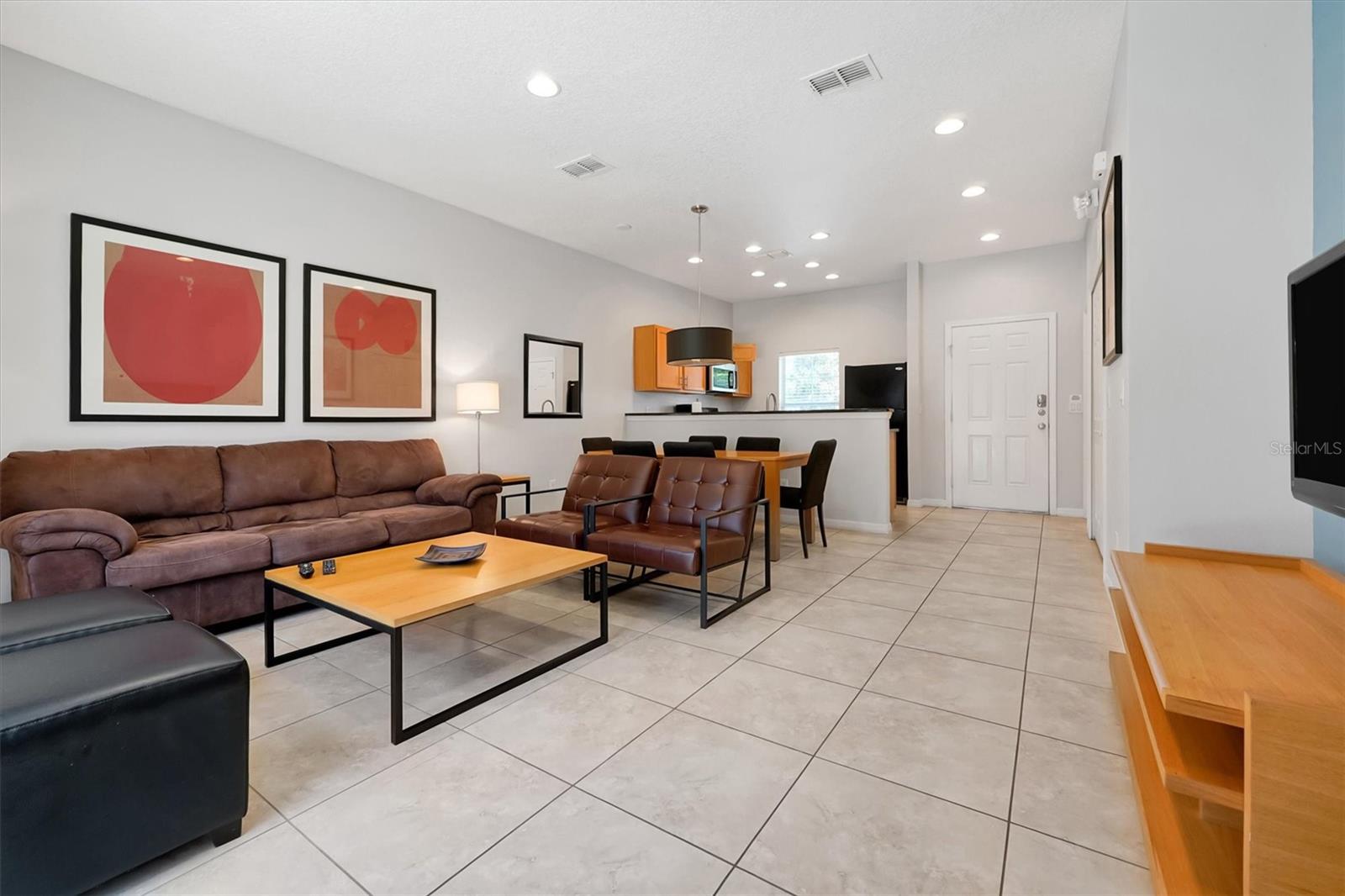 ENCANTADA PH 2 - Residential