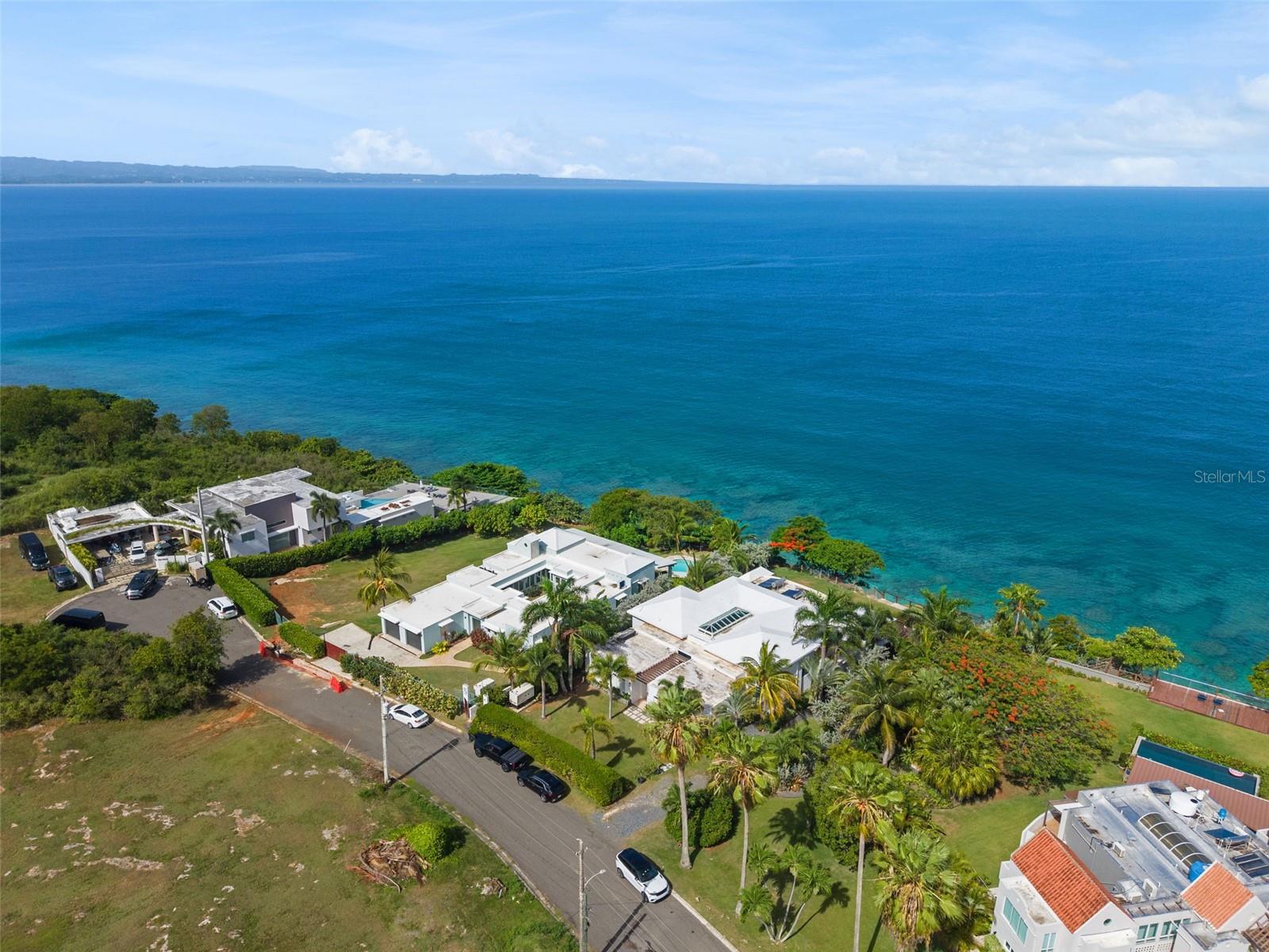 SECTOR PLAYUELA BARRIO BORINQUEN - Residential