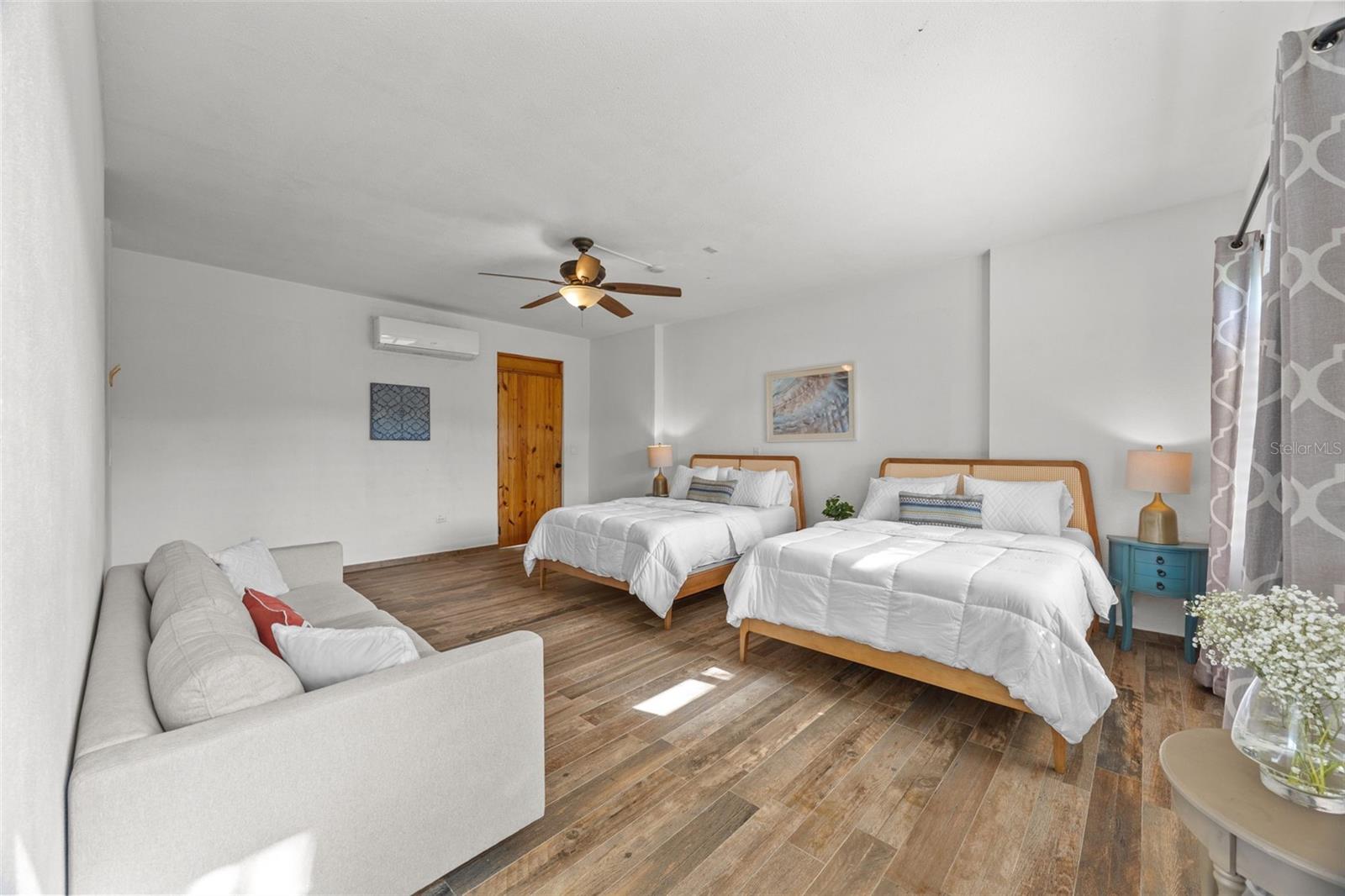 SECTOR PLAYUELA BARRIO BORINQUEN - Residential