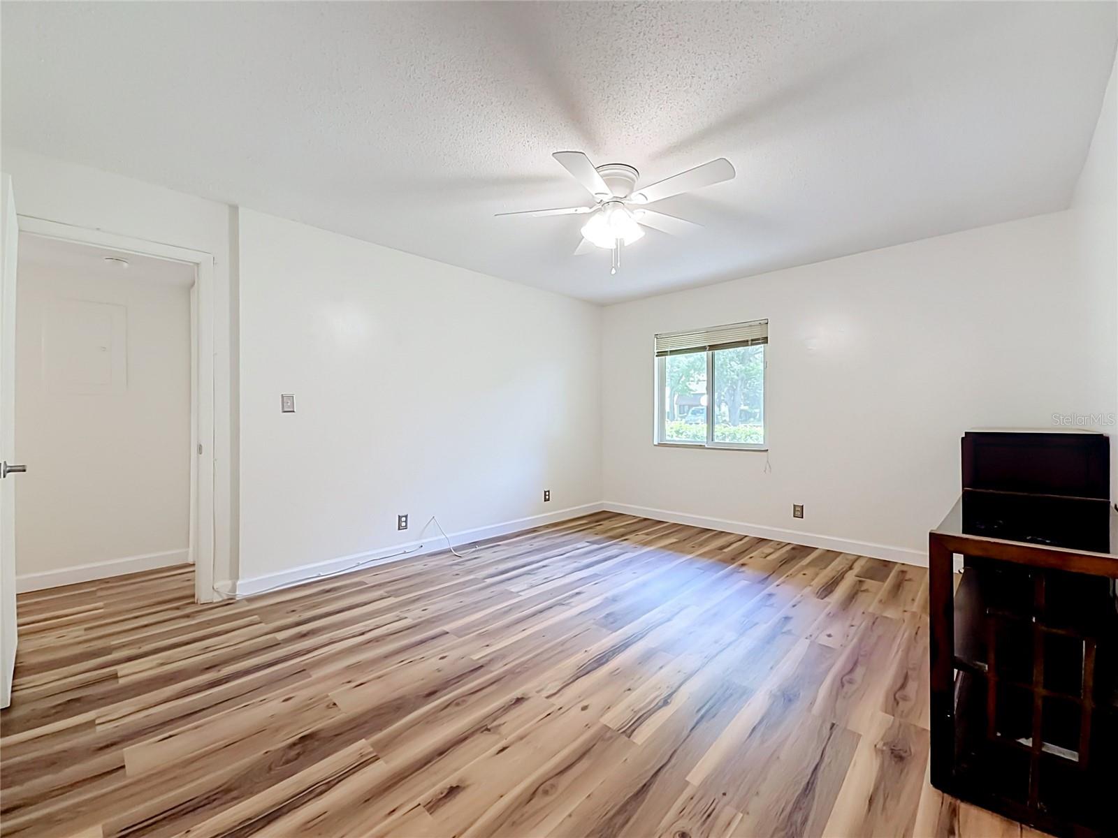 TWIN LAKES VILLAGE WEST CONDO - Residential