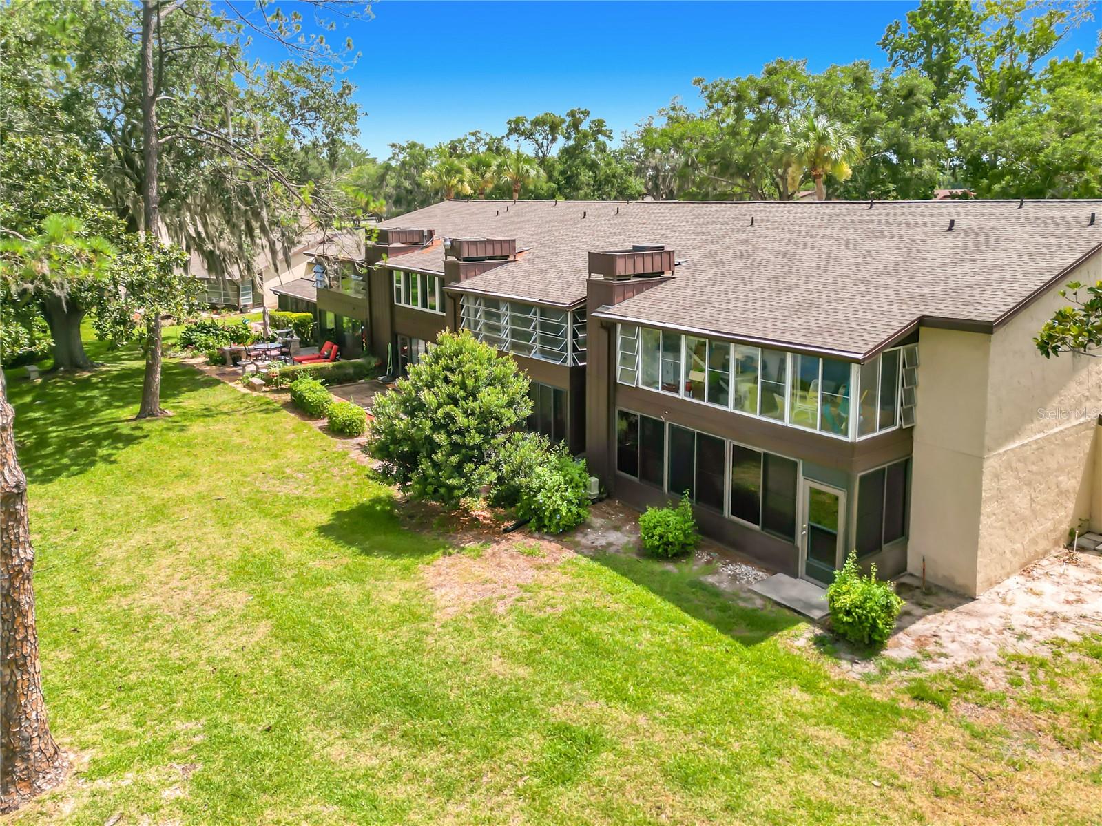 TWIN LAKES VILLAGE WEST CONDO - Residential