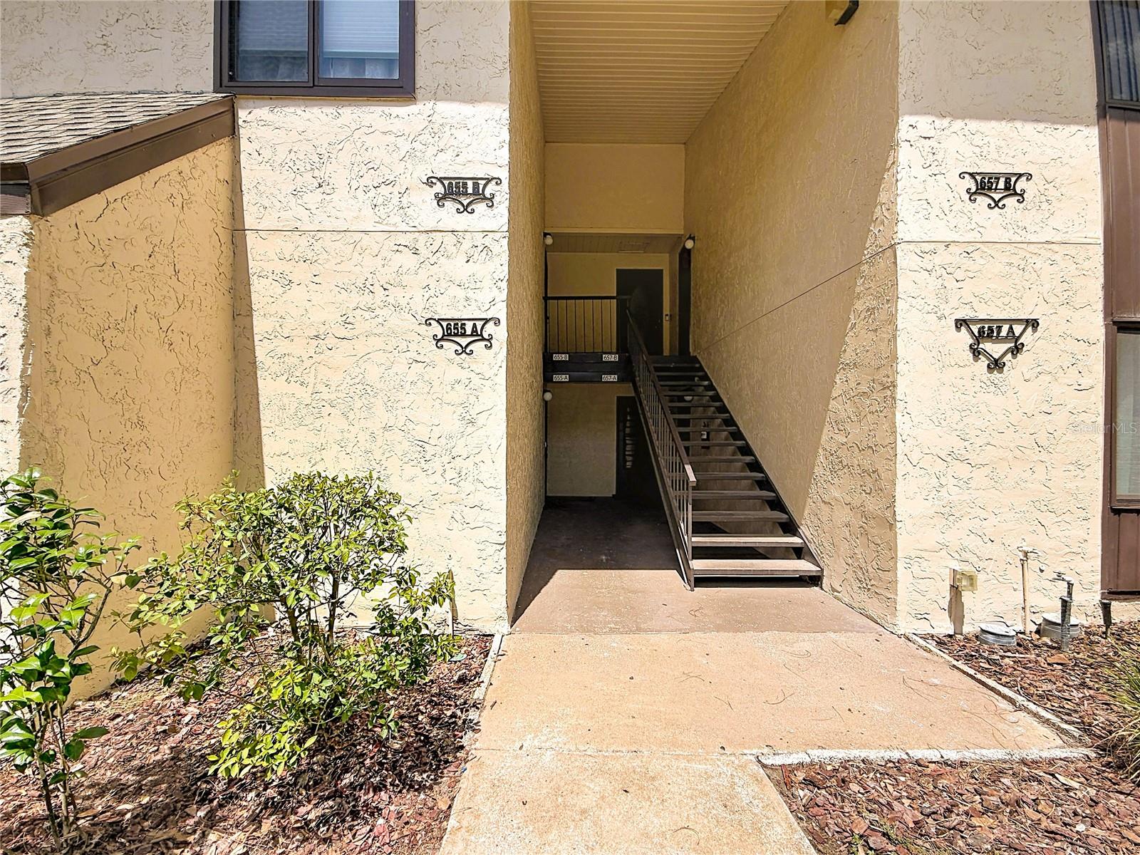 TWIN LAKES VILLAGE WEST CONDO - Residential