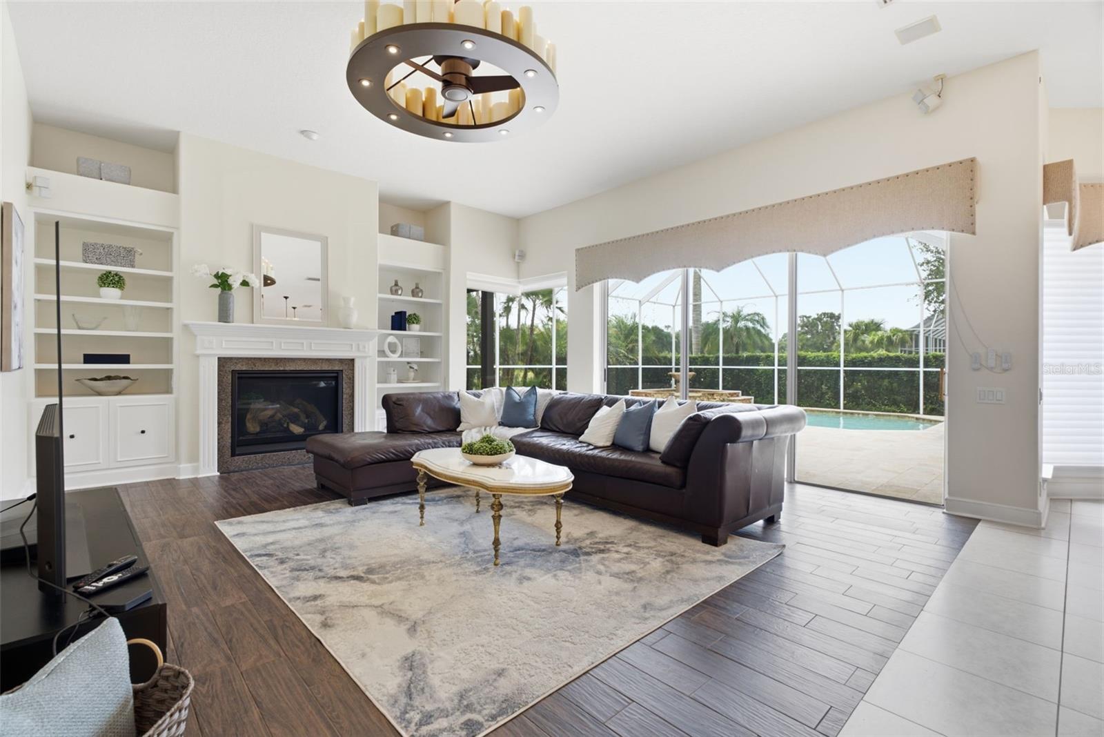CHEVAL POLO & GOLF CL PHAS - Residential