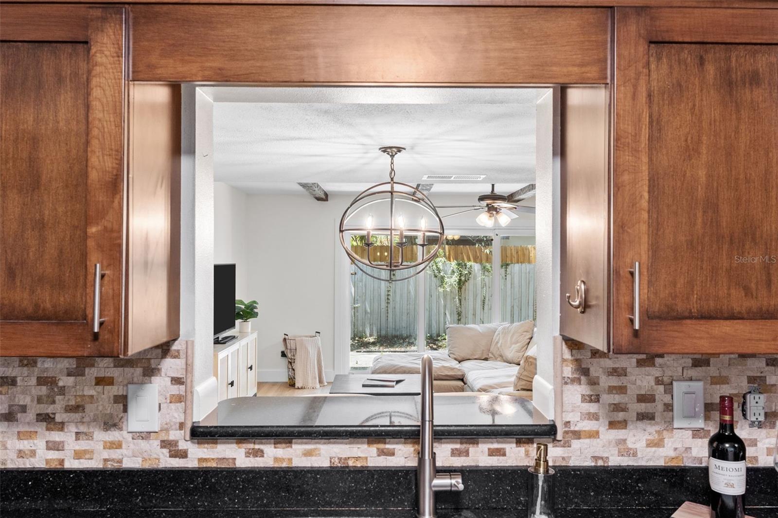 DIAZ TWNHMS - Residential Lease