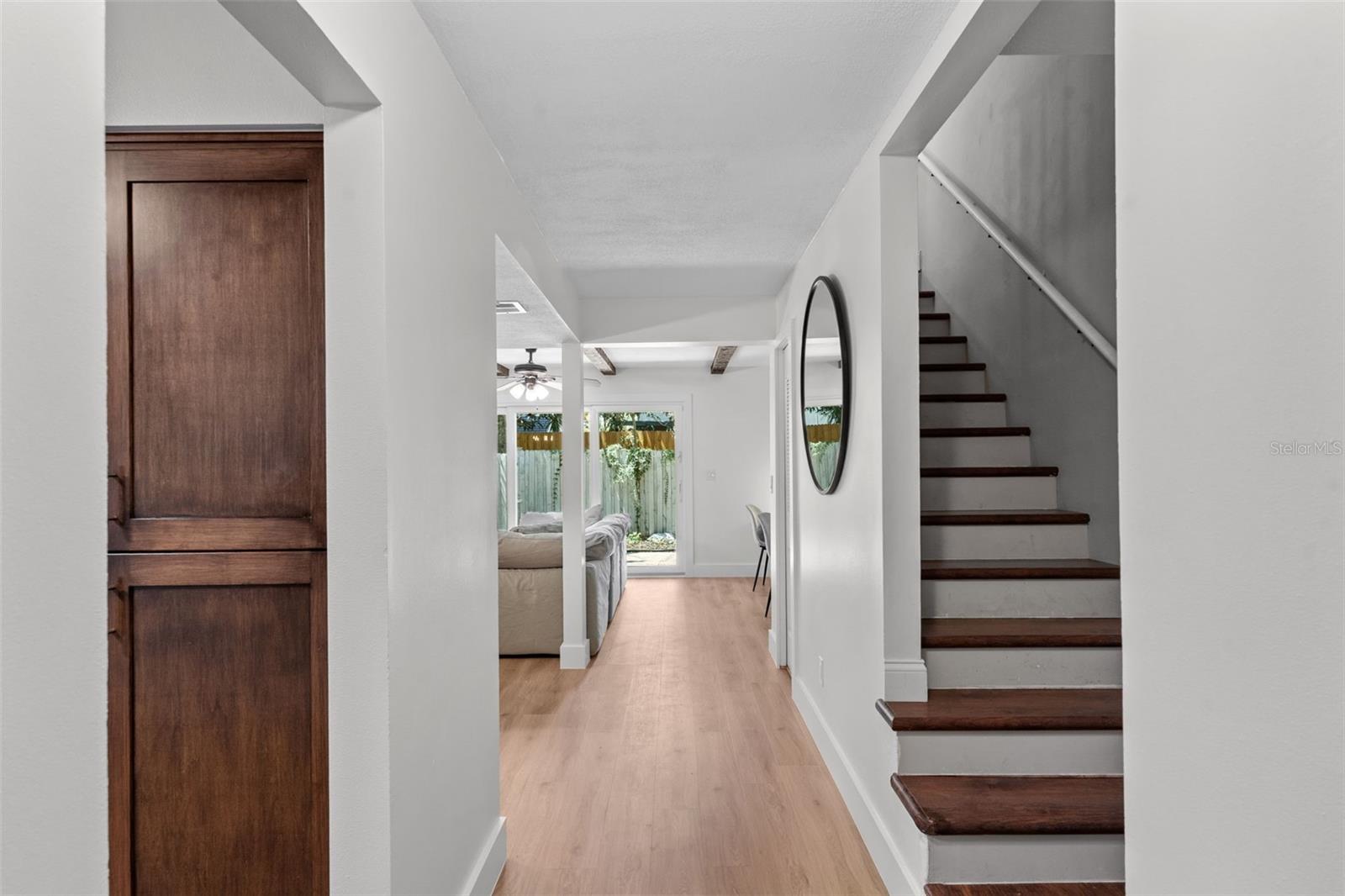 DIAZ TWNHMS - Residential Lease