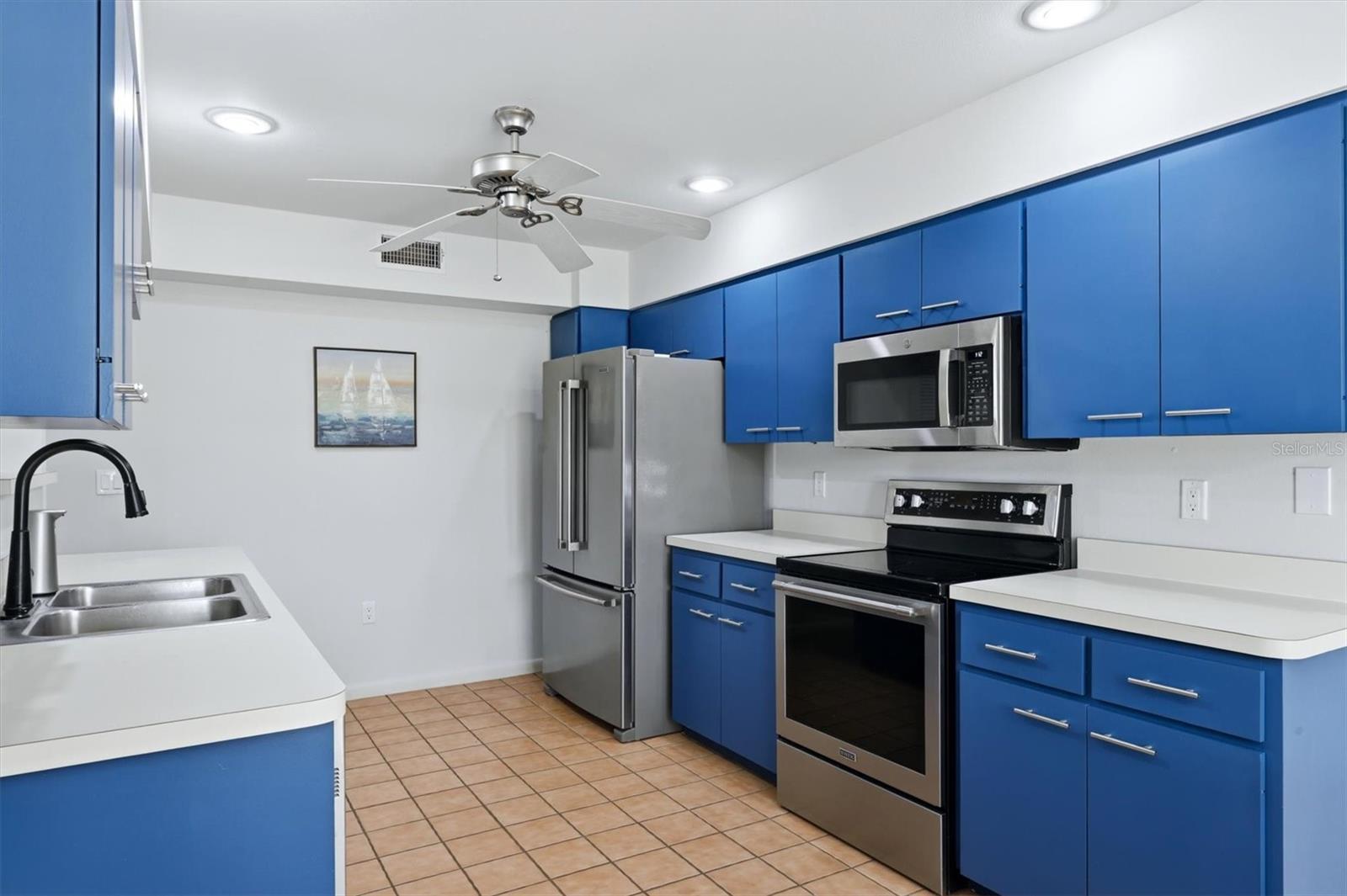 SOUTHWINDS AT FIVE LAKES PH 2,3,4 & 5 - Residential
