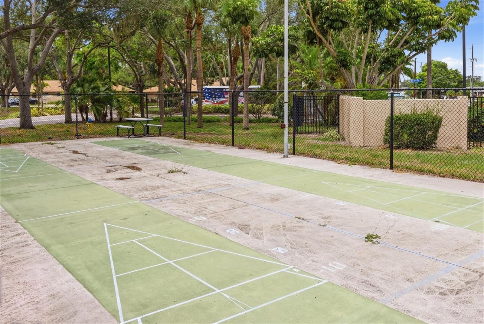 SOUTHWINDS AT FIVE LAKES PH 2,3,4 & 5 - Residential