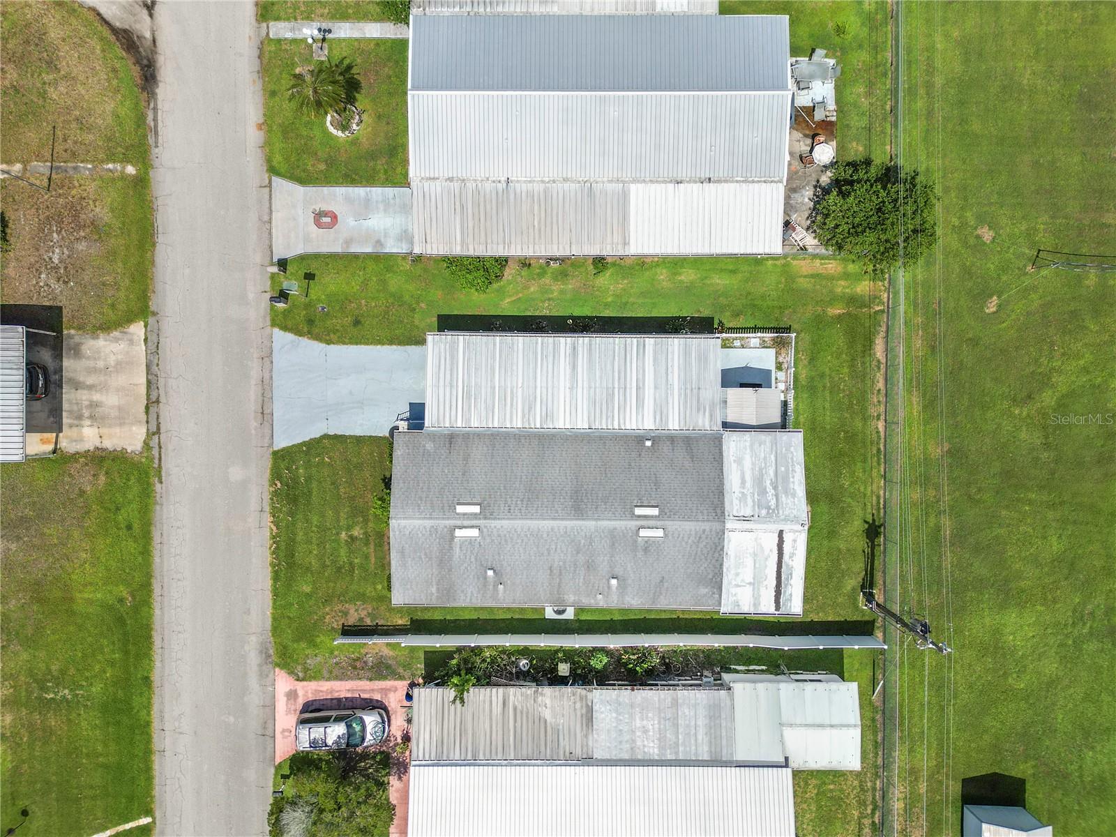 VILLAGE UNIT 03 LAKELAND - Residential