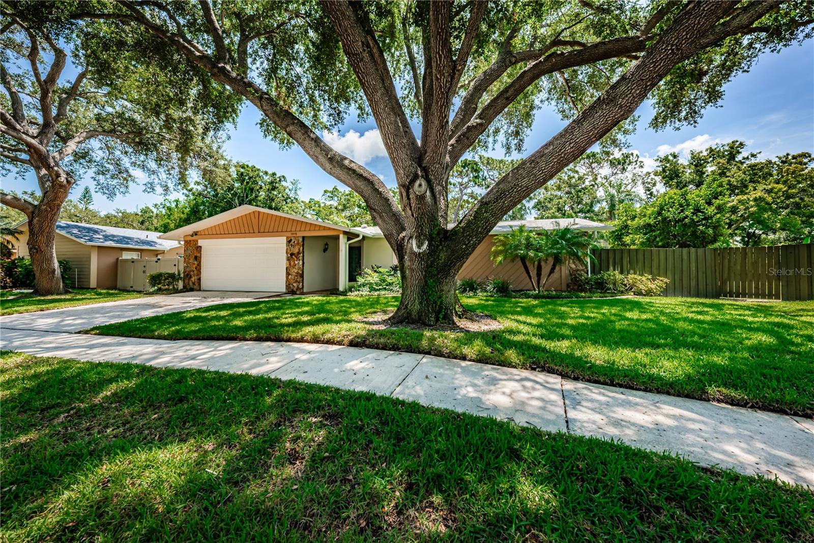 WILLOWBROOK LOT 26 - Residential