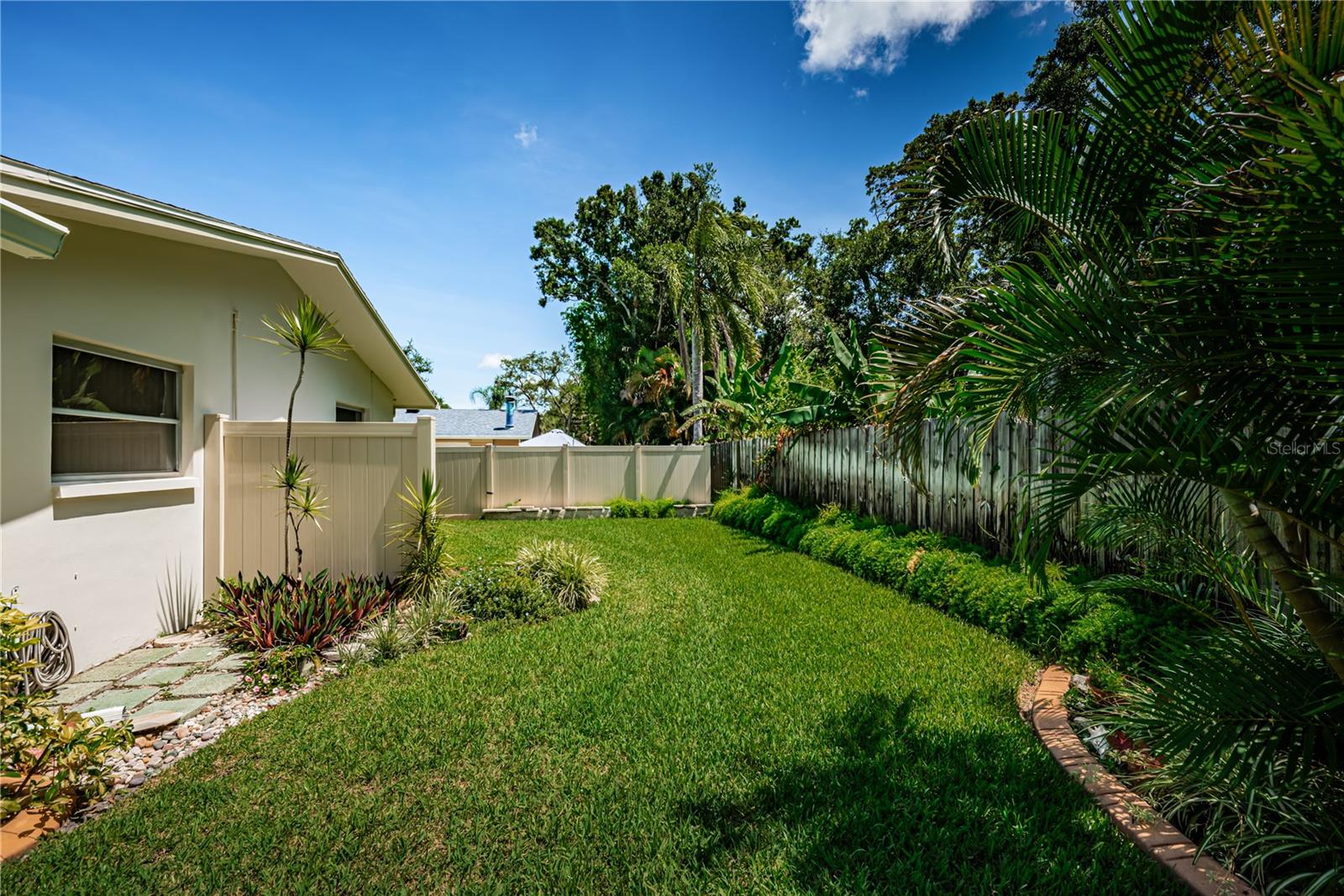 WILLOWBROOK LOT 26 - Residential