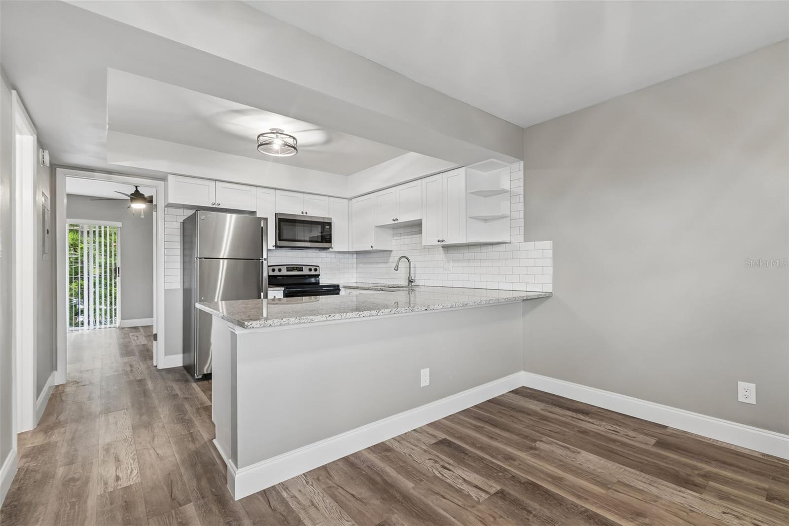 HANAN ESTATES - Commercial Sale