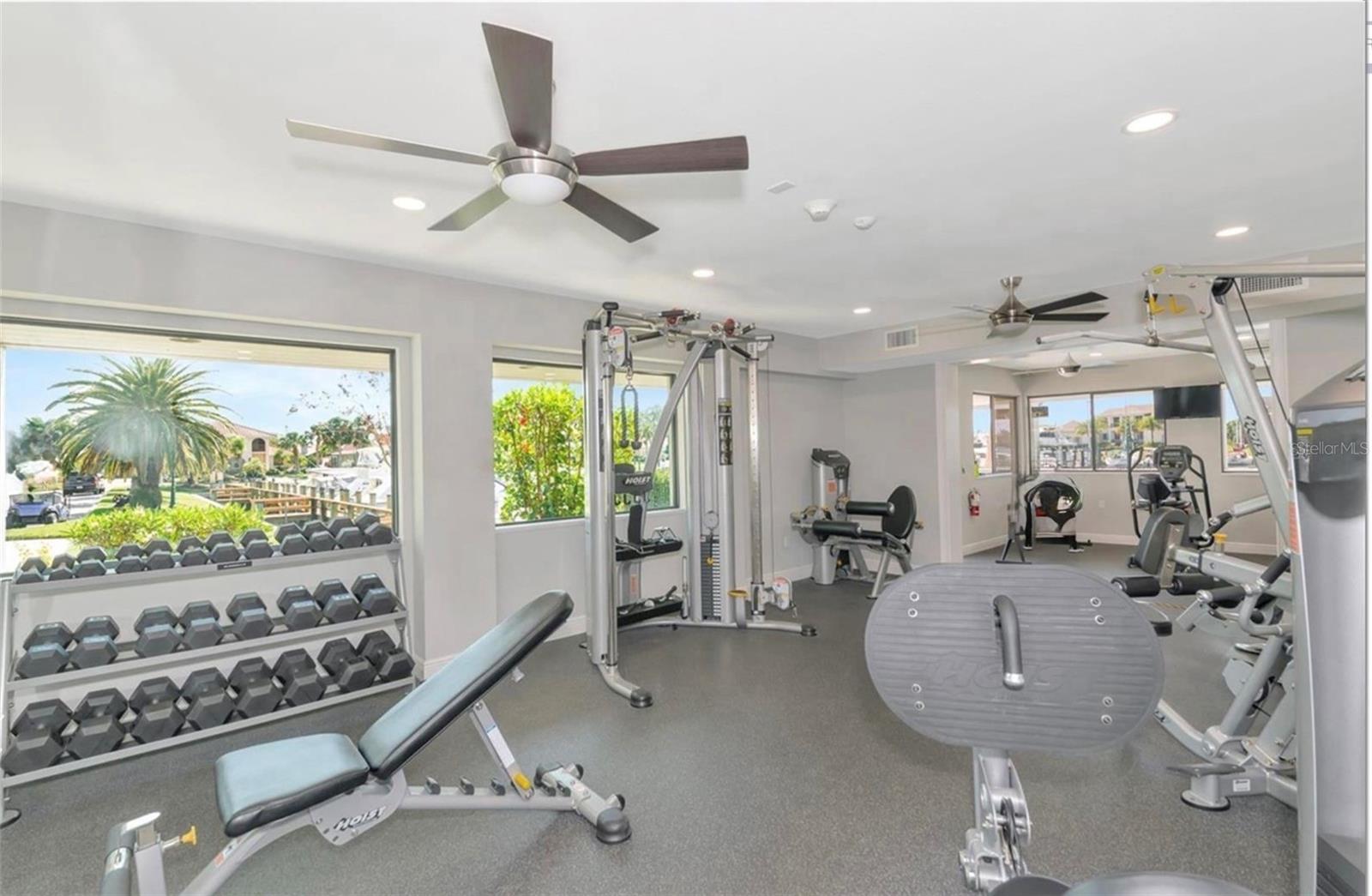 SOUTHBAY YACHT & RACQUET CLUB - Residential
