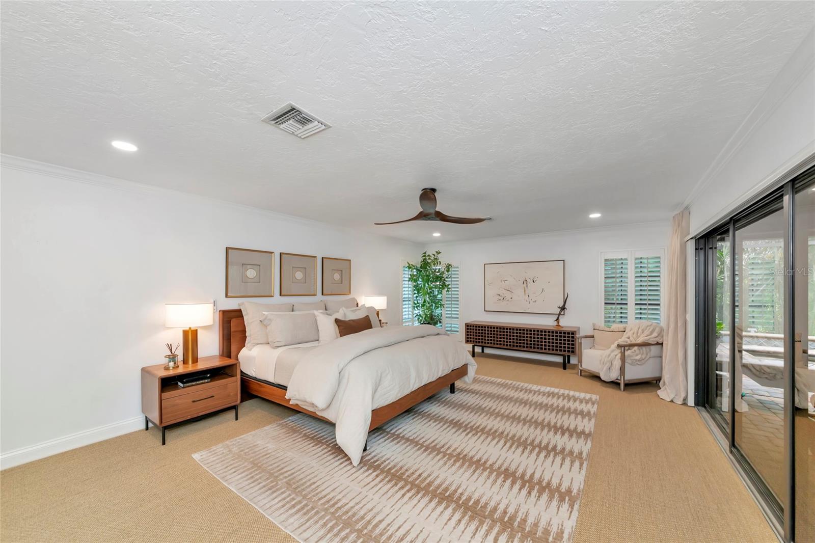 SOUTHBAY YACHT & RACQUET CLUB - Residential