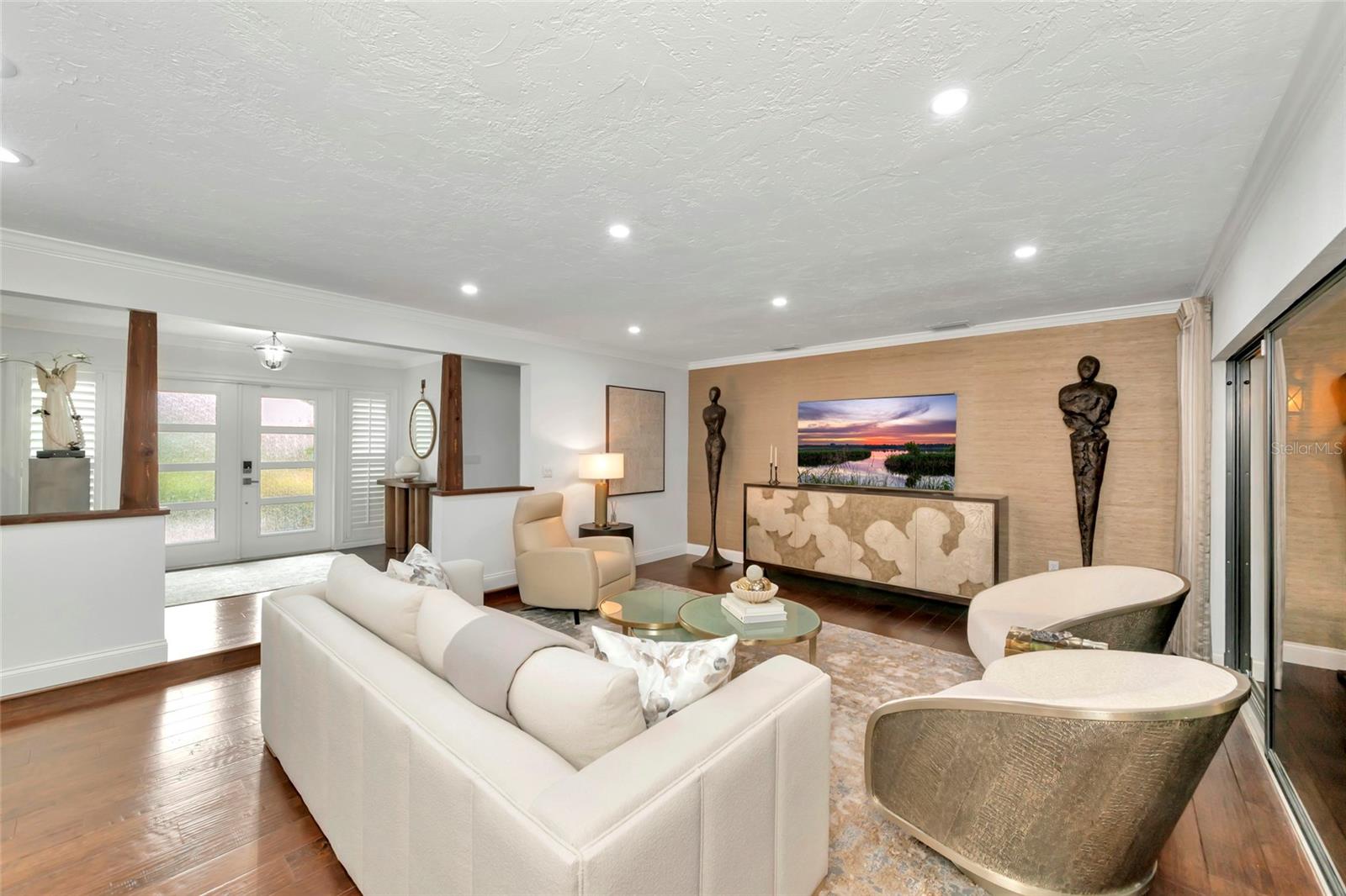 SOUTHBAY YACHT & RACQUET CLUB - Residential