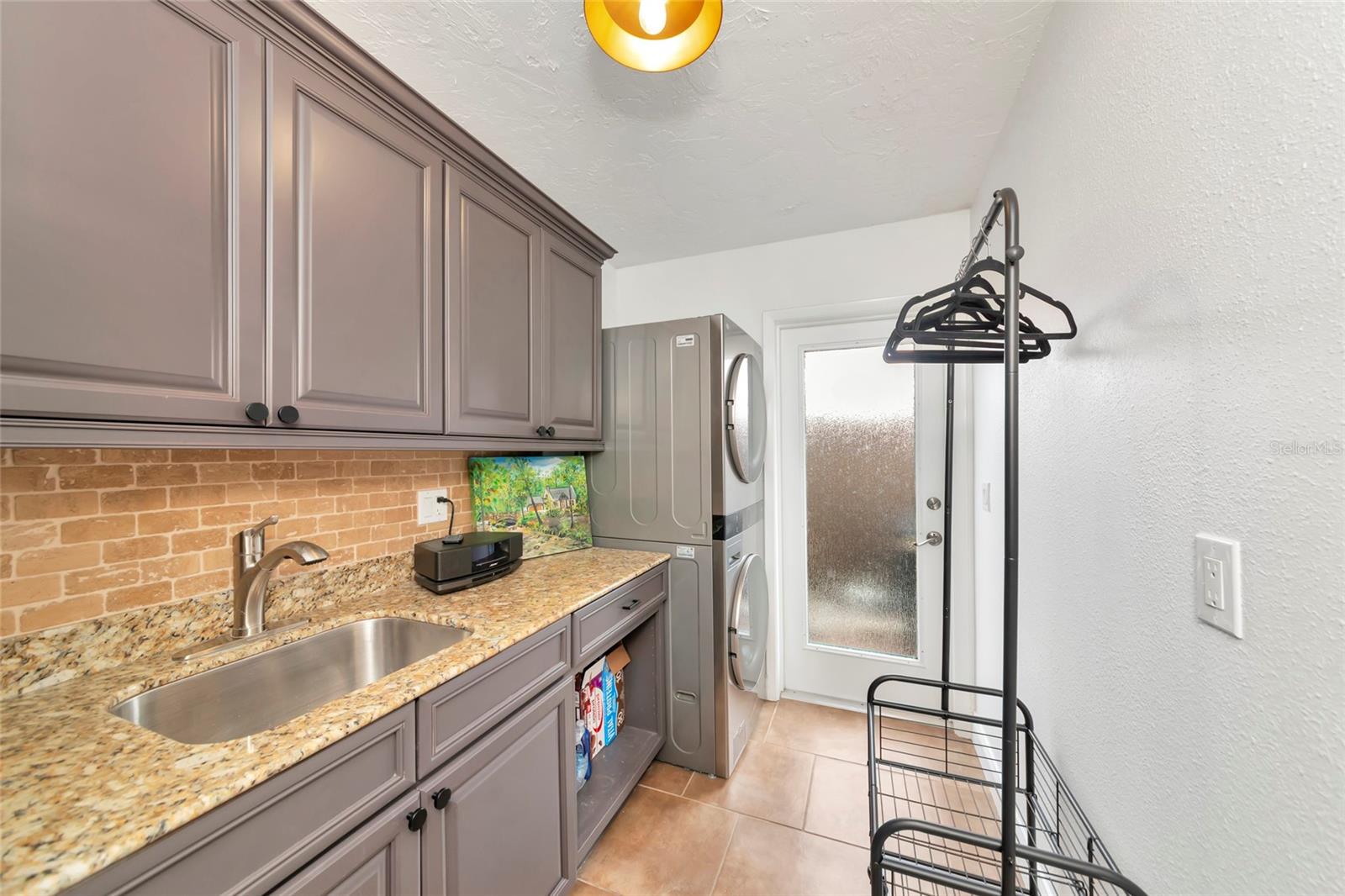 SOUTHBAY YACHT & RACQUET CLUB - Residential