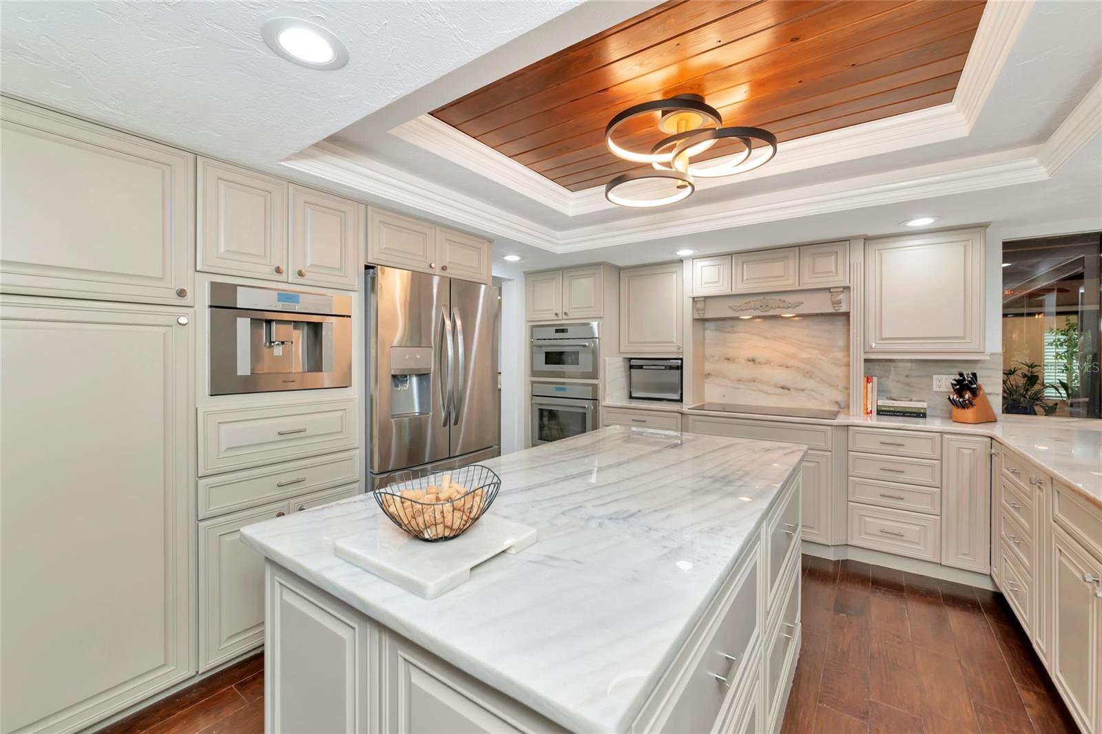 SOUTHBAY YACHT & RACQUET CLUB - Residential