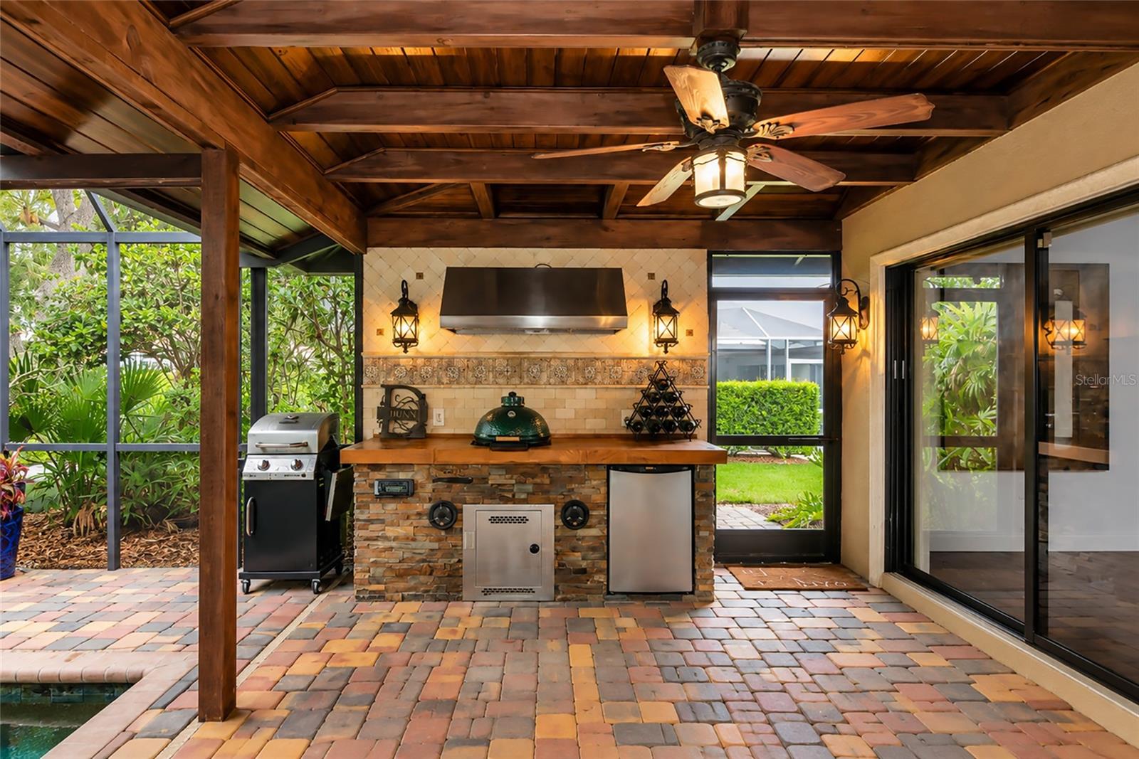SOUTHBAY YACHT & RACQUET CLUB - Residential
