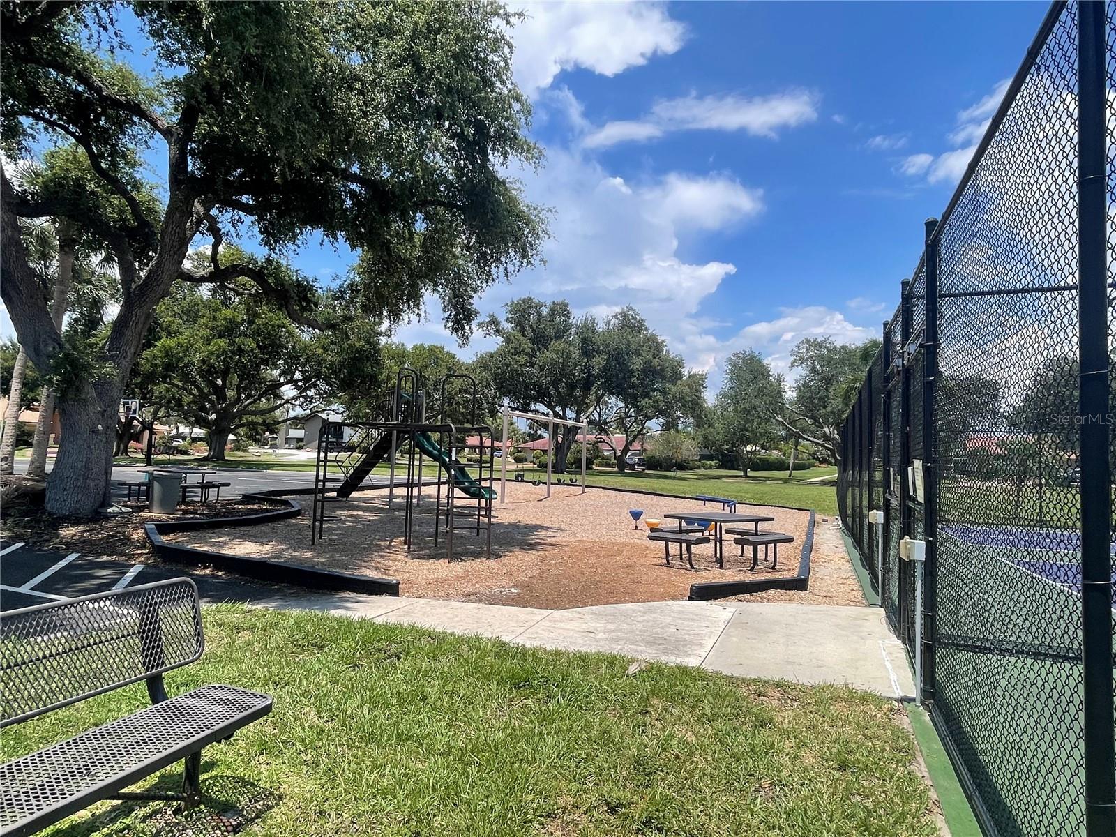 SOUTHBAY YACHT & RACQUET CLUB - Residential