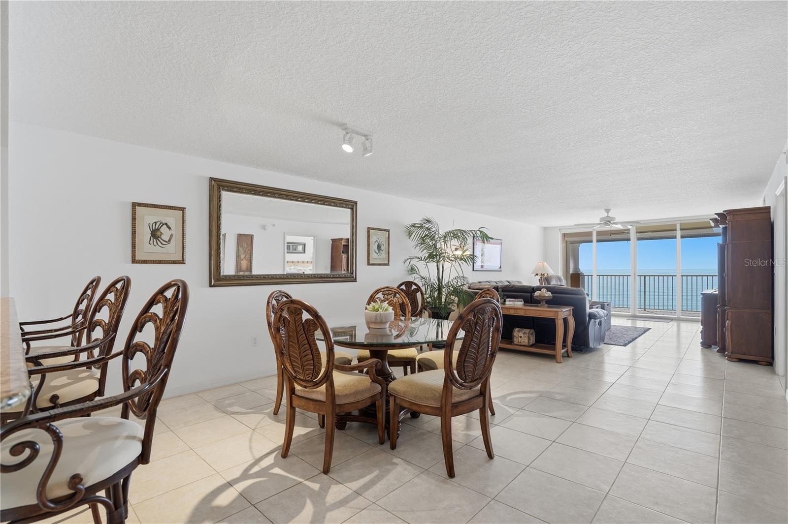 LA CONTESSA CONDO - Residential