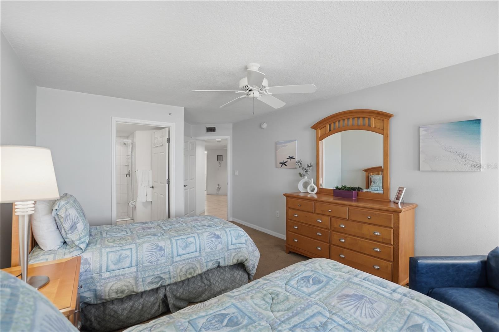LA CONTESSA CONDO - Residential