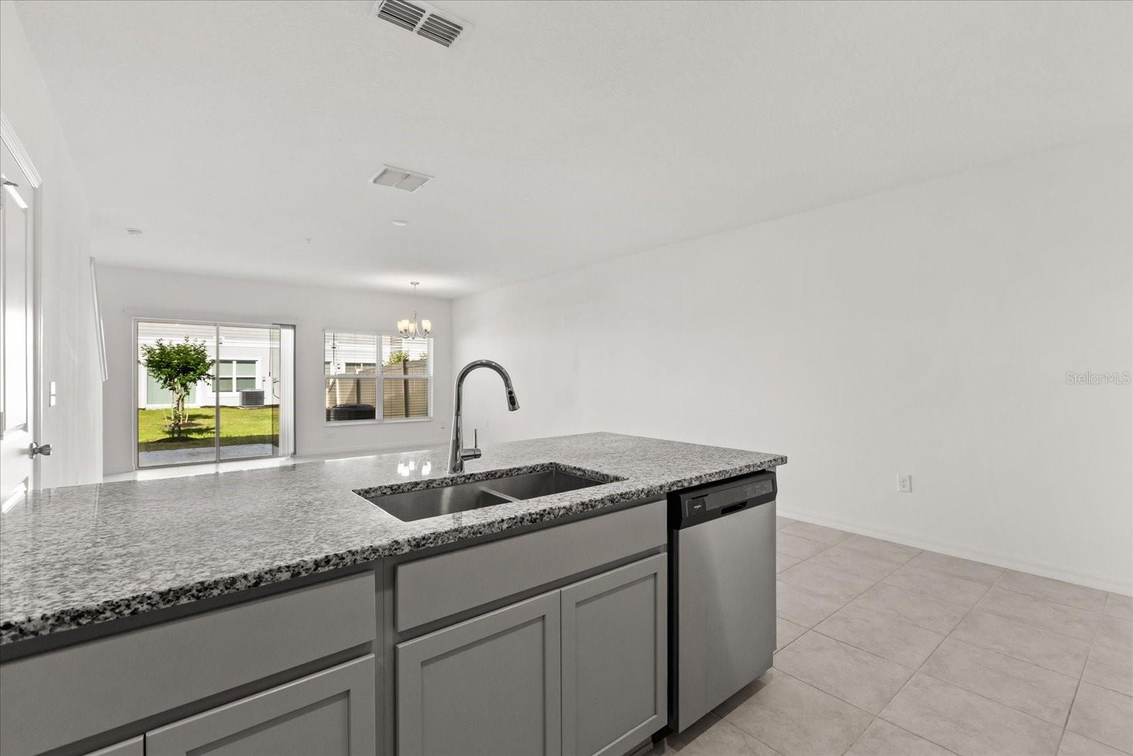 LANDINGS AT RIVERBEND - Residential Lease