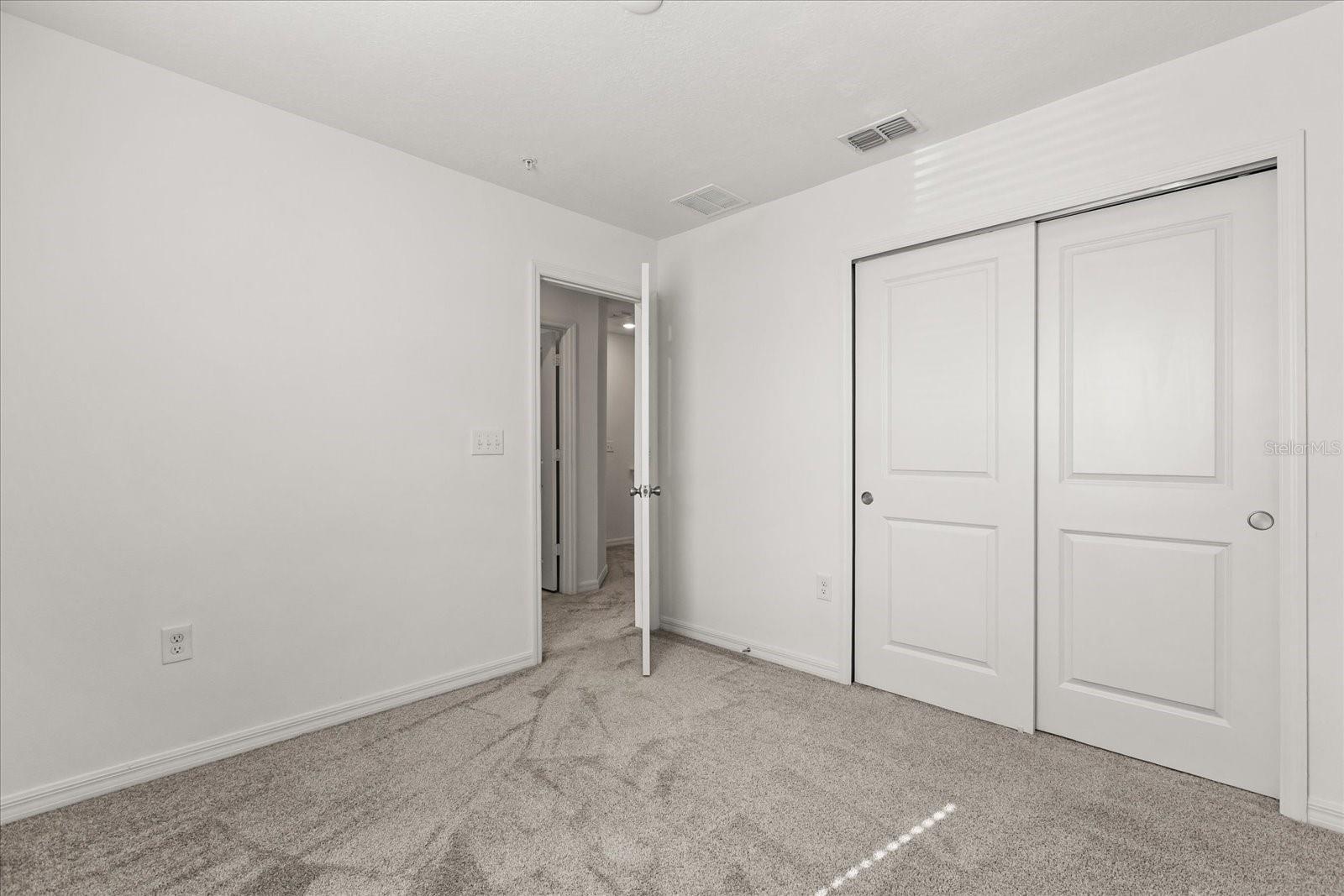 LANDINGS AT RIVERBEND - Residential Lease